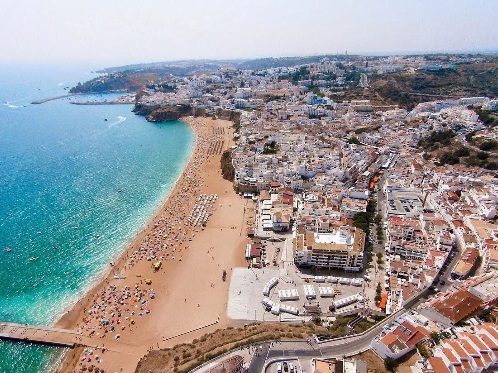 Wohnung mit Balkon-Binnen