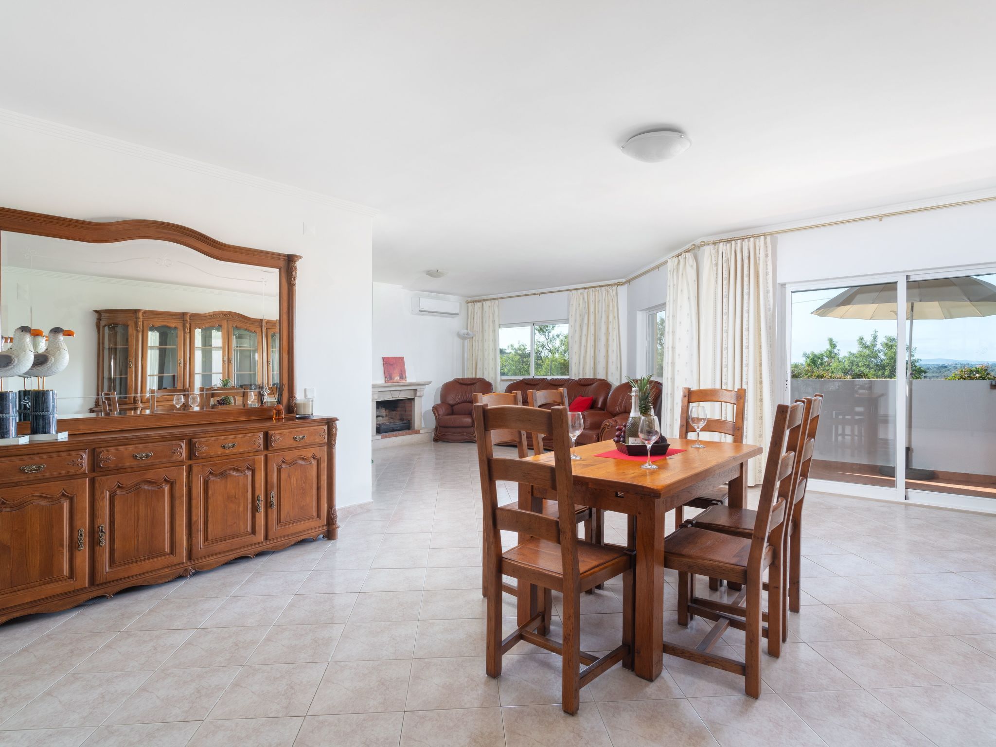 Wohnung "Timur" mit Gemeinschaftspool-Dedans