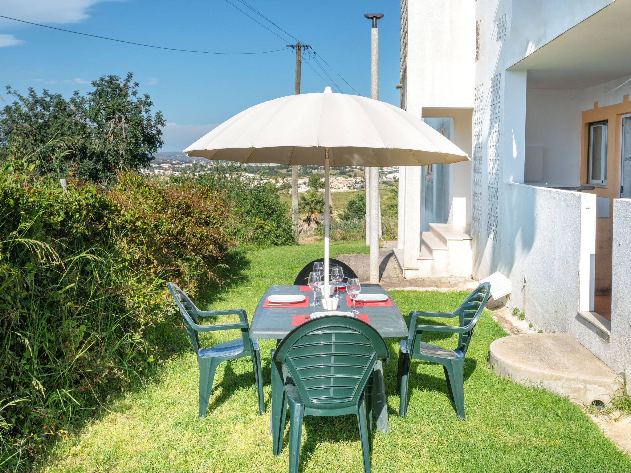 Wohnung "Timur" mit Gemeinschaftspool-Dehors