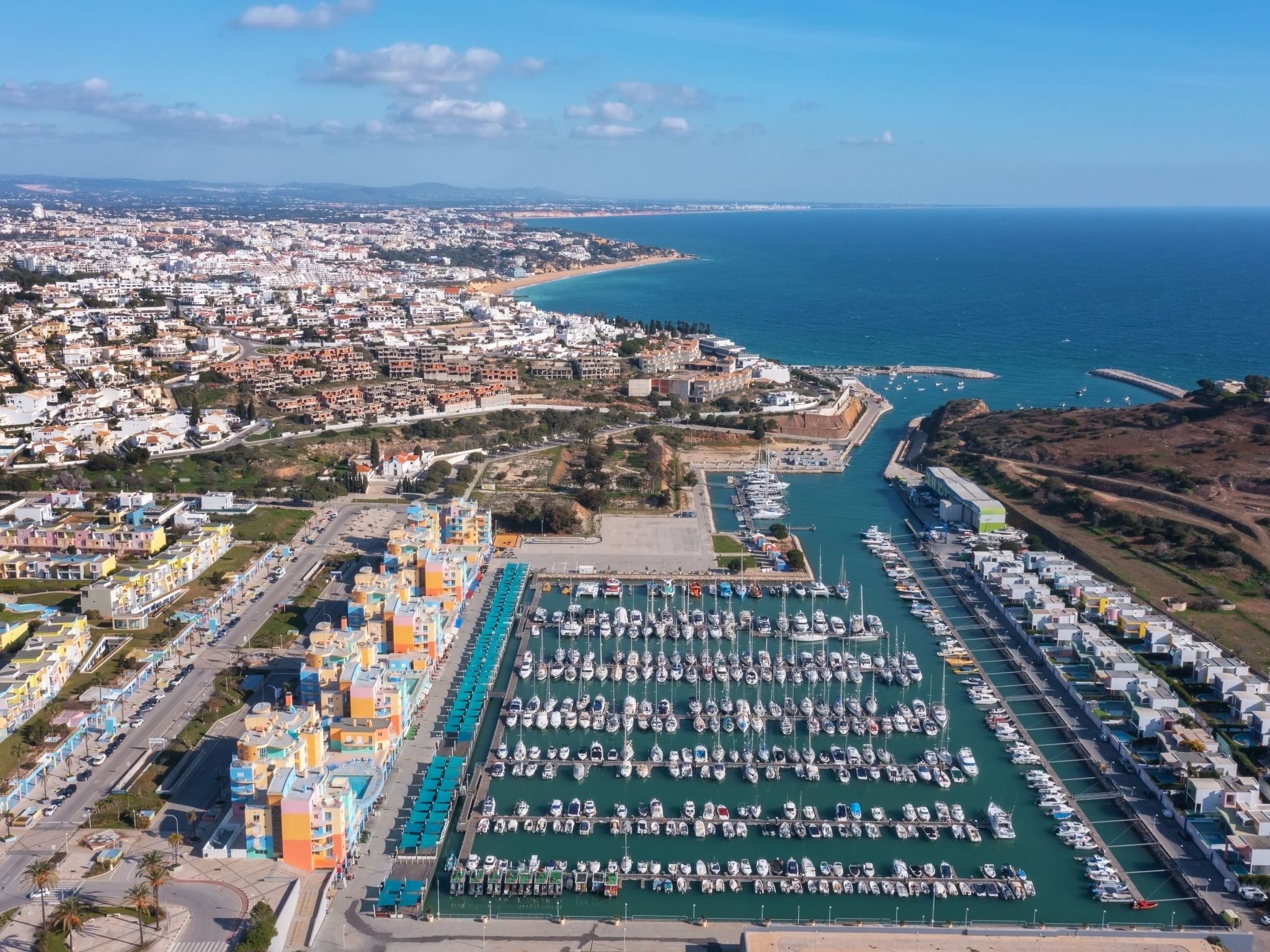 Wohnung "Timur" mit Gemeinschaftspool-Dehors