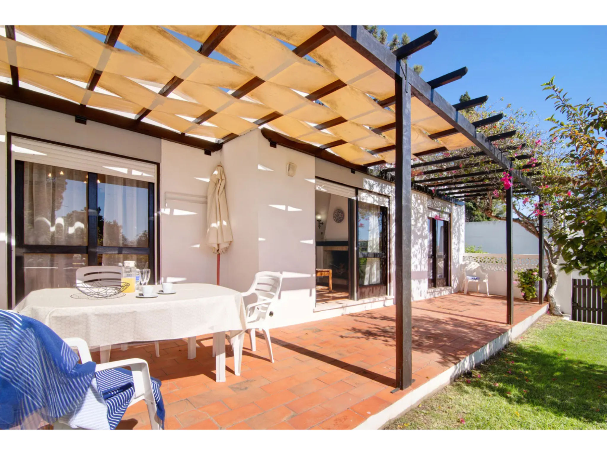 Casa Mila - Sunny Way-Draußen