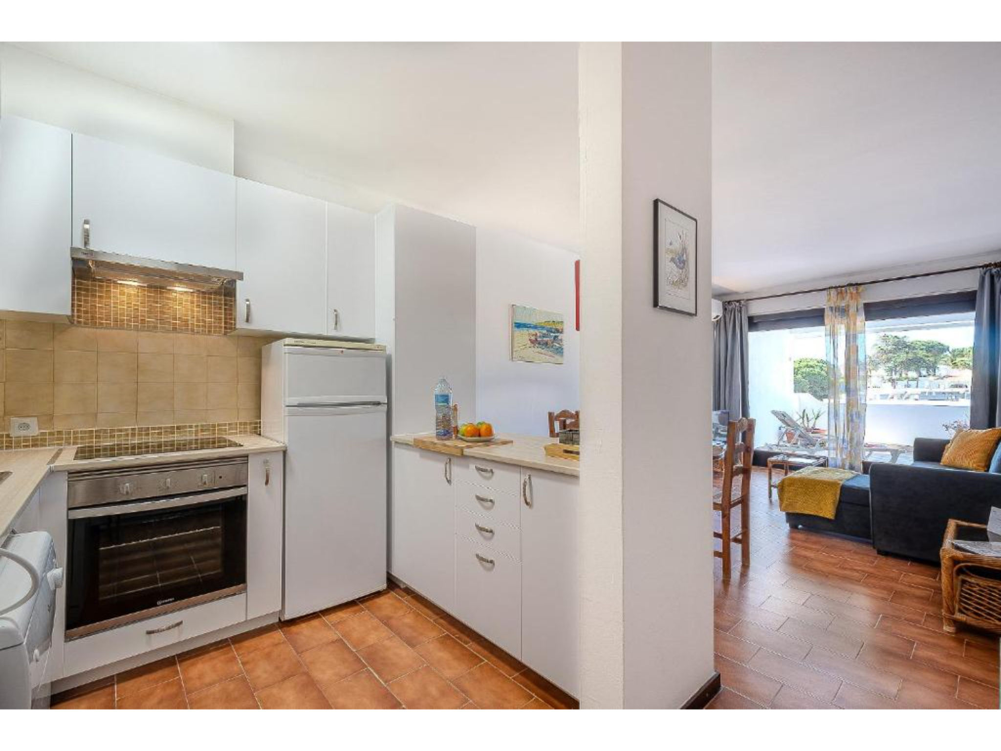 Ivone - Sunny Way-Drinnen