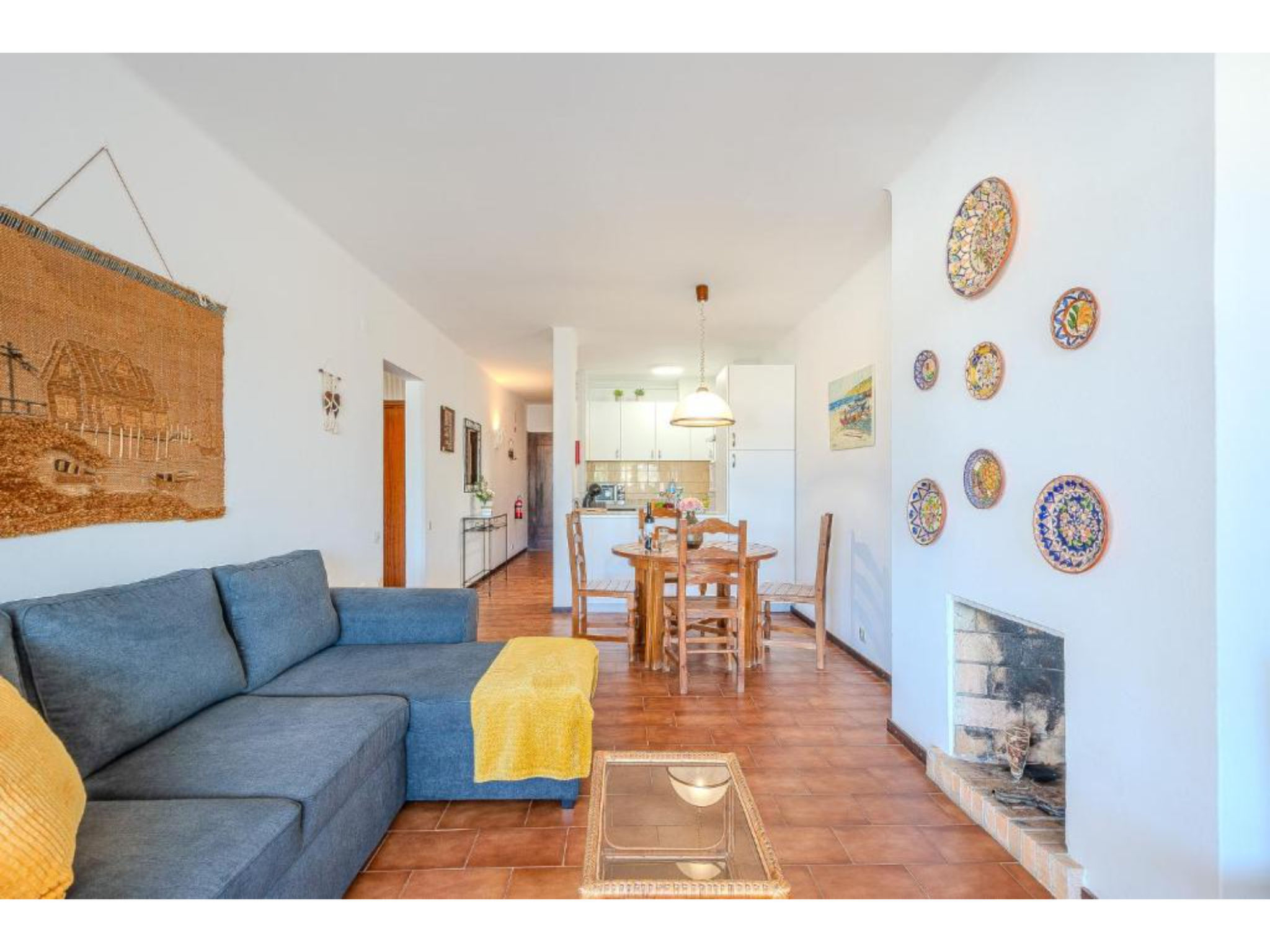 Ivone - Sunny Way-Drinnen