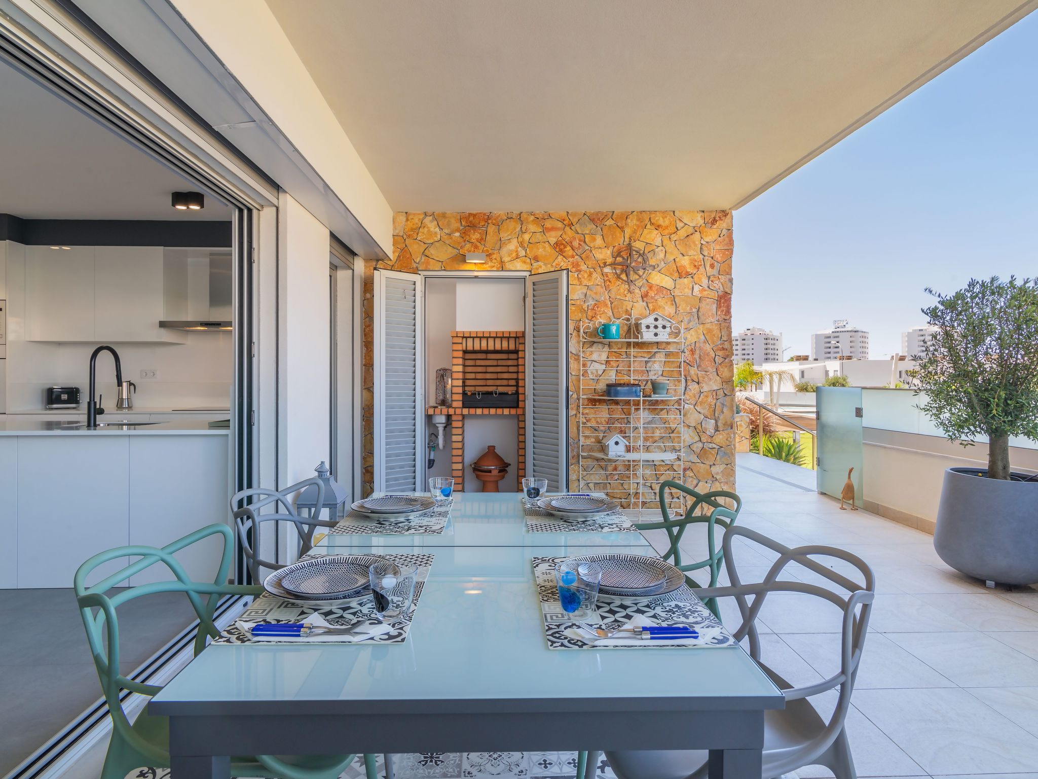 Garten Design brandneue Wohnung mit Pool-Buiten