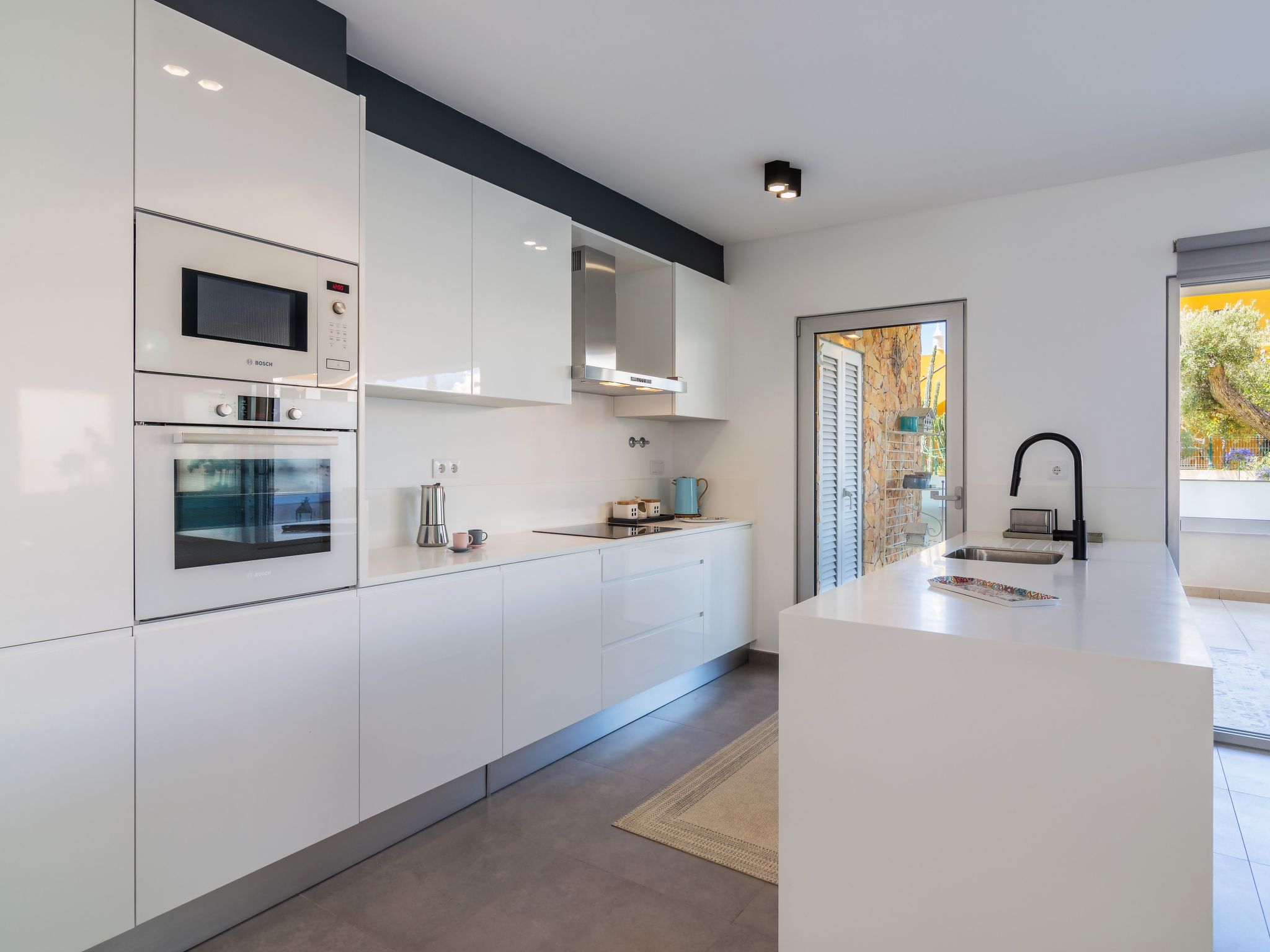 Photo of Garten Design brandneue Wohnung mit Pool