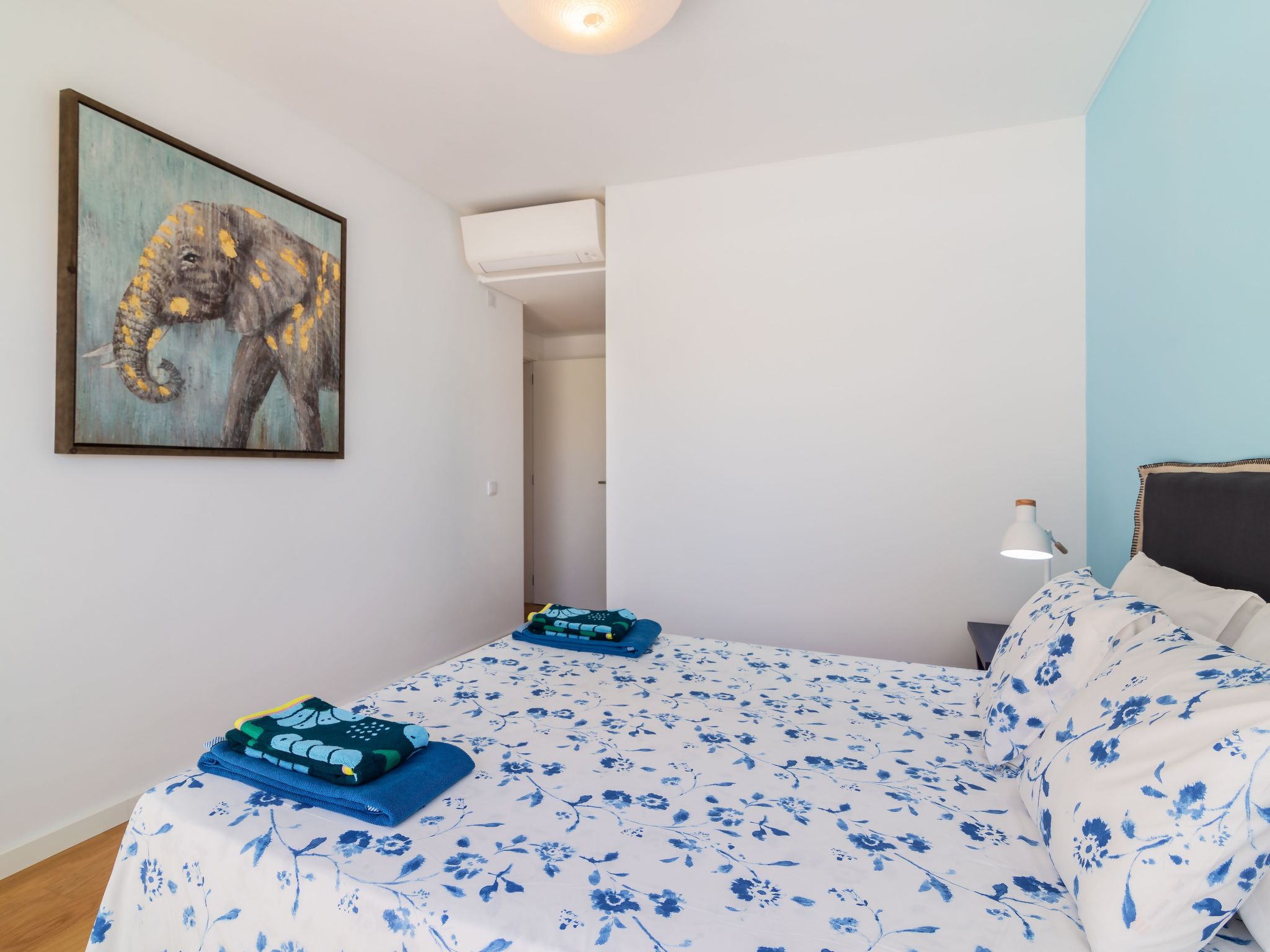 Photo of Garten Design brandneue Wohnung mit Pool