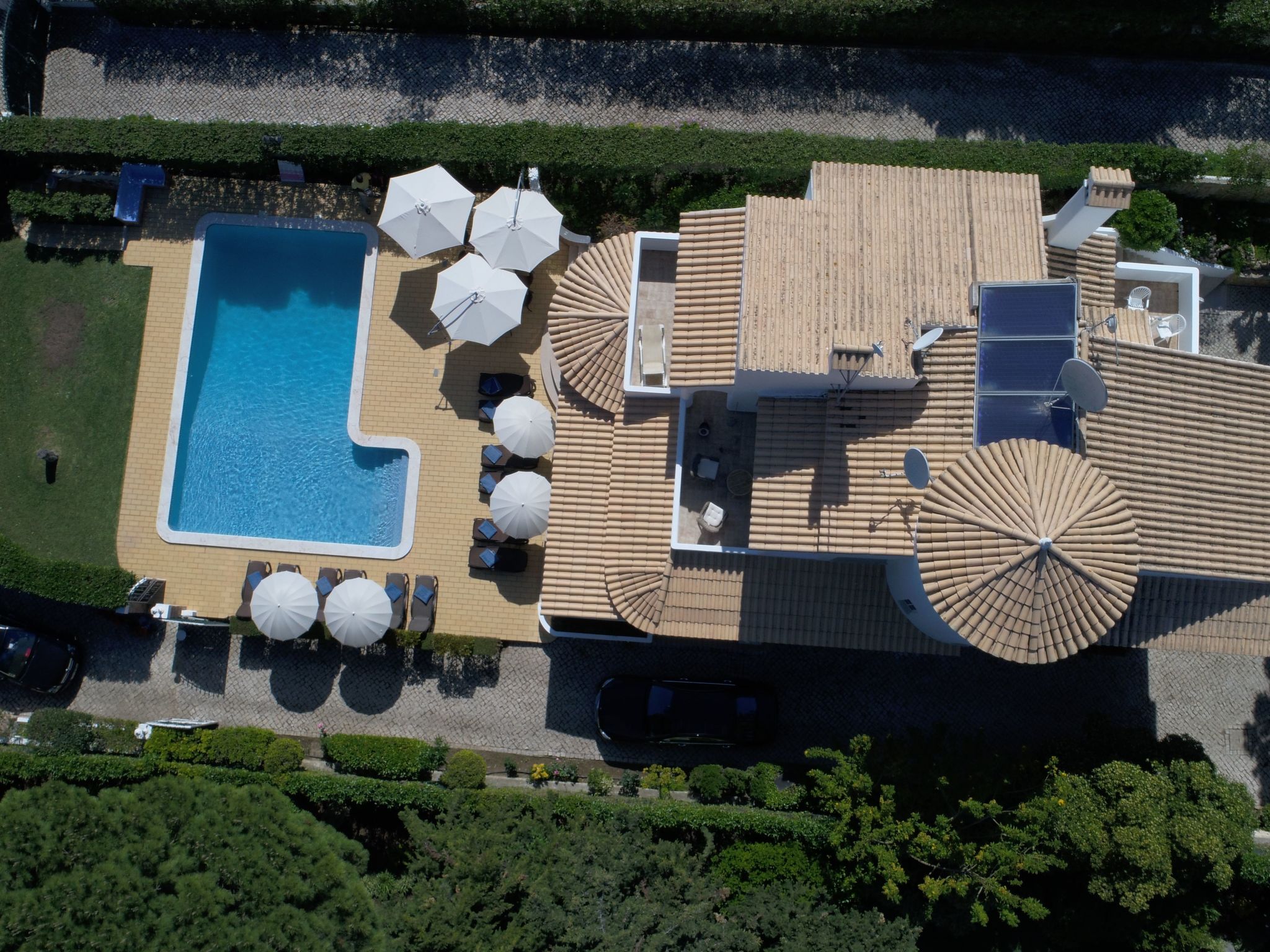 Villa mit 6 Schlafzimmern, Familie, Gruppen, Strand, Pool, Garten-Image-tags.info