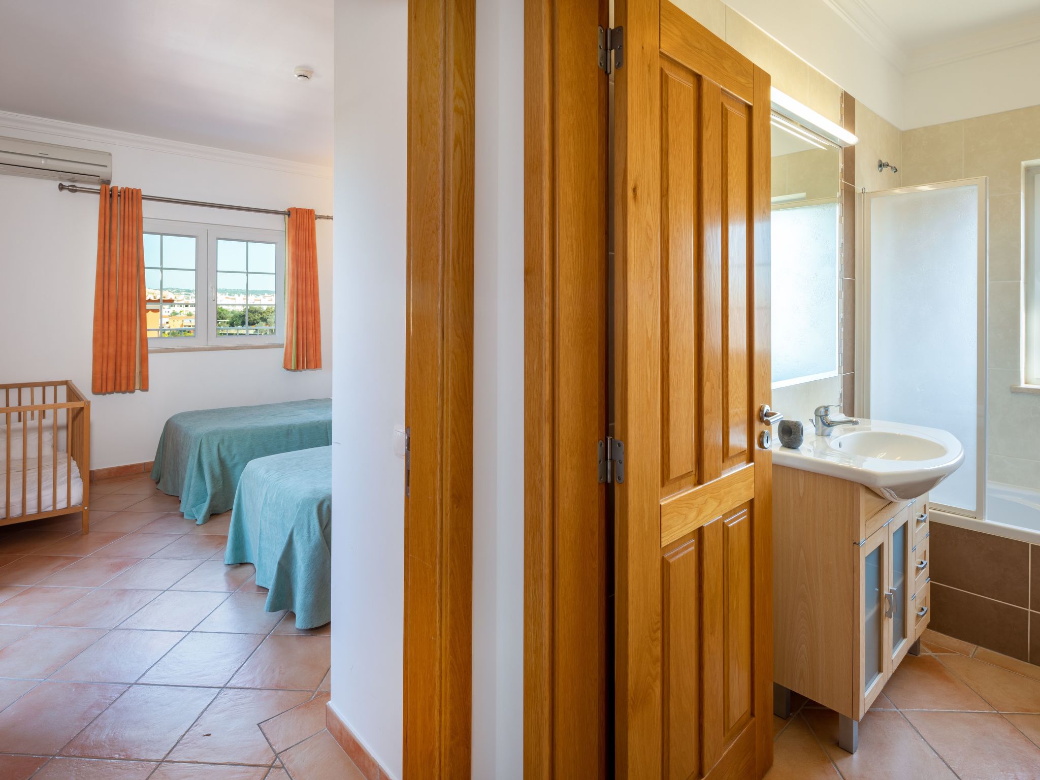 4-Schlafzimmer-Villa R2, Garten, Pool, Strand-Image-tags.info