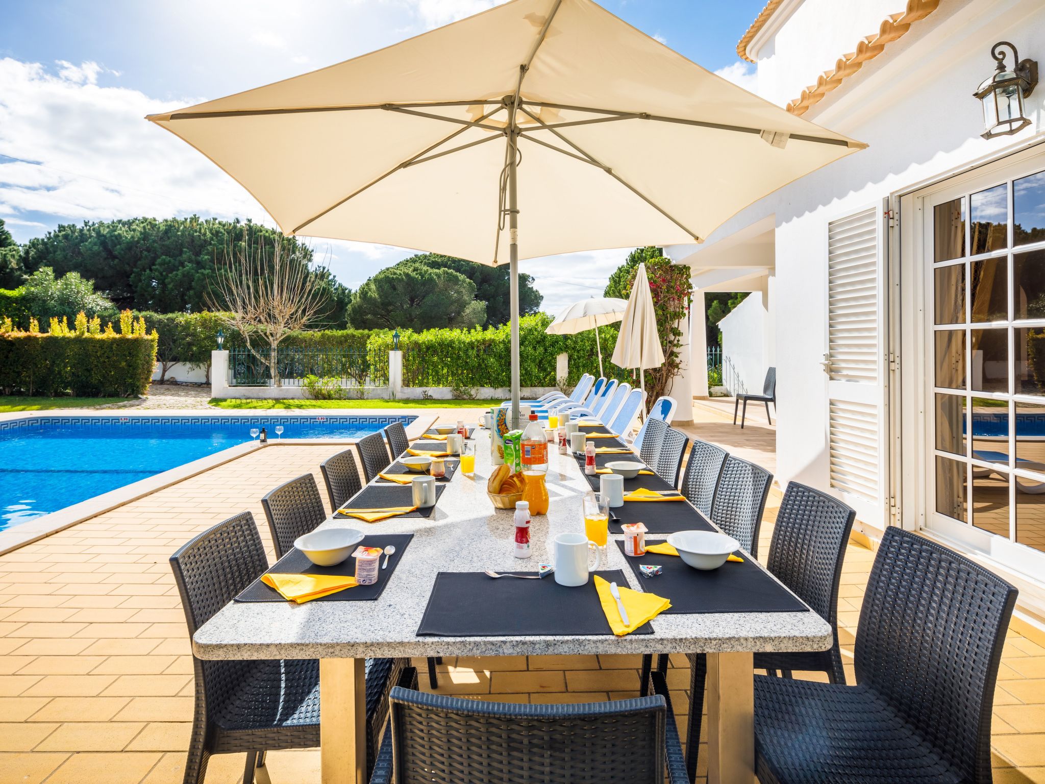 7 Schlafzimmer Villa, Familie, Kinder, Gruppen, Strand, Pool, Garten-Image-tags.info