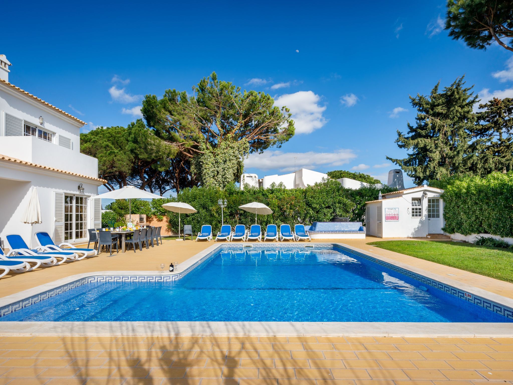 7 Schlafzimmer Villa, Familie, Kinder, Gruppen, Strand, Pool, Garten-Image-tags.info