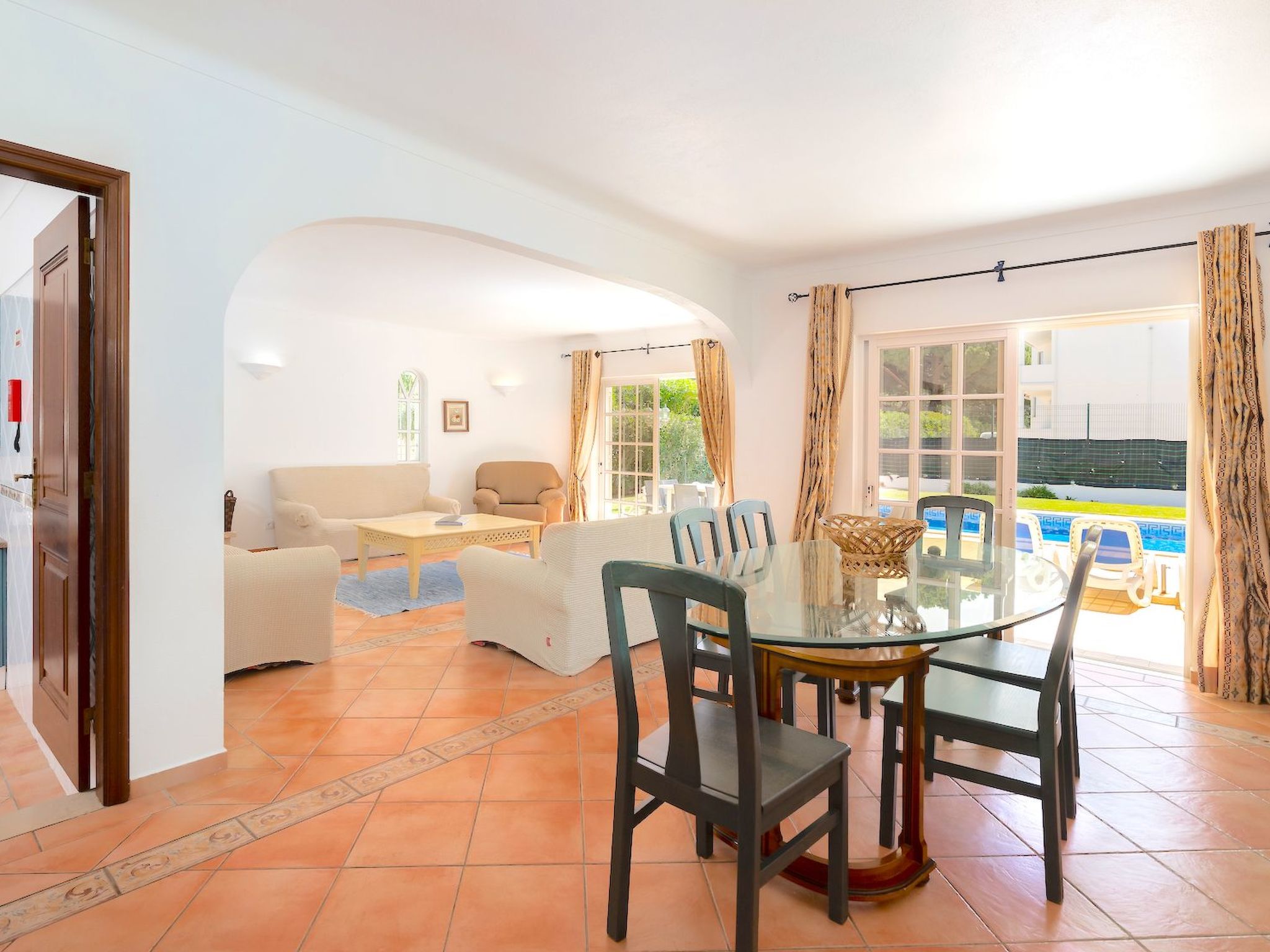 7 Schlafzimmer Villa, Familie, Kinder, Gruppen, Strand, Pool, Garten-Image-tags.info