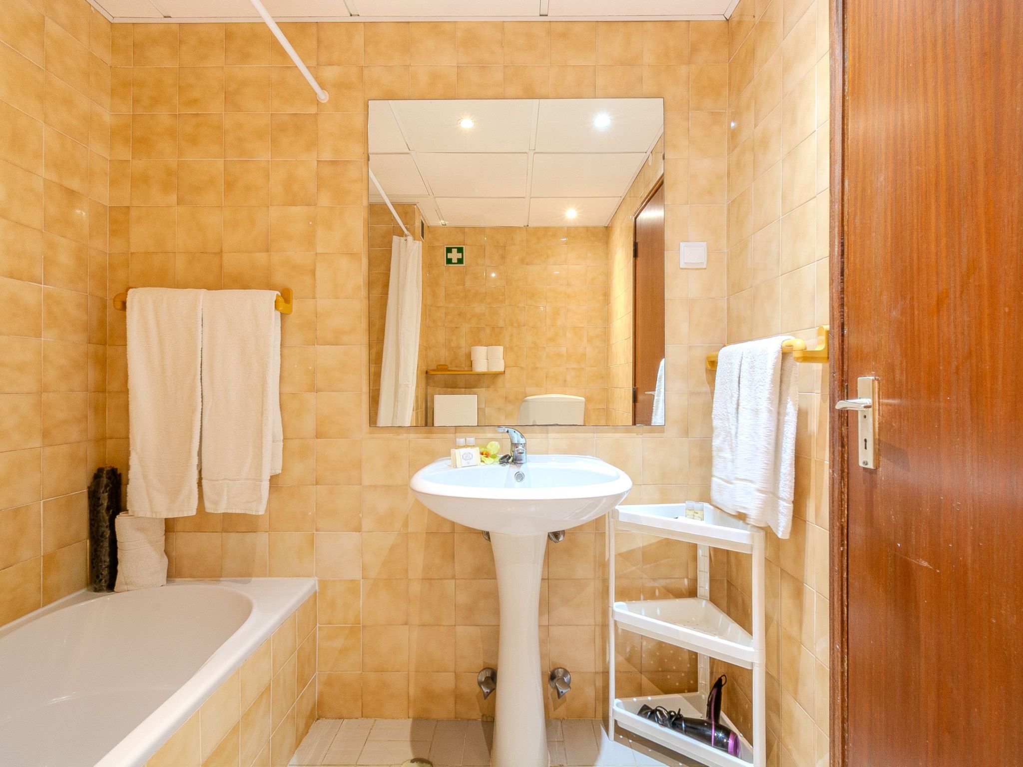 Lima - Sunny Way-Drinnen