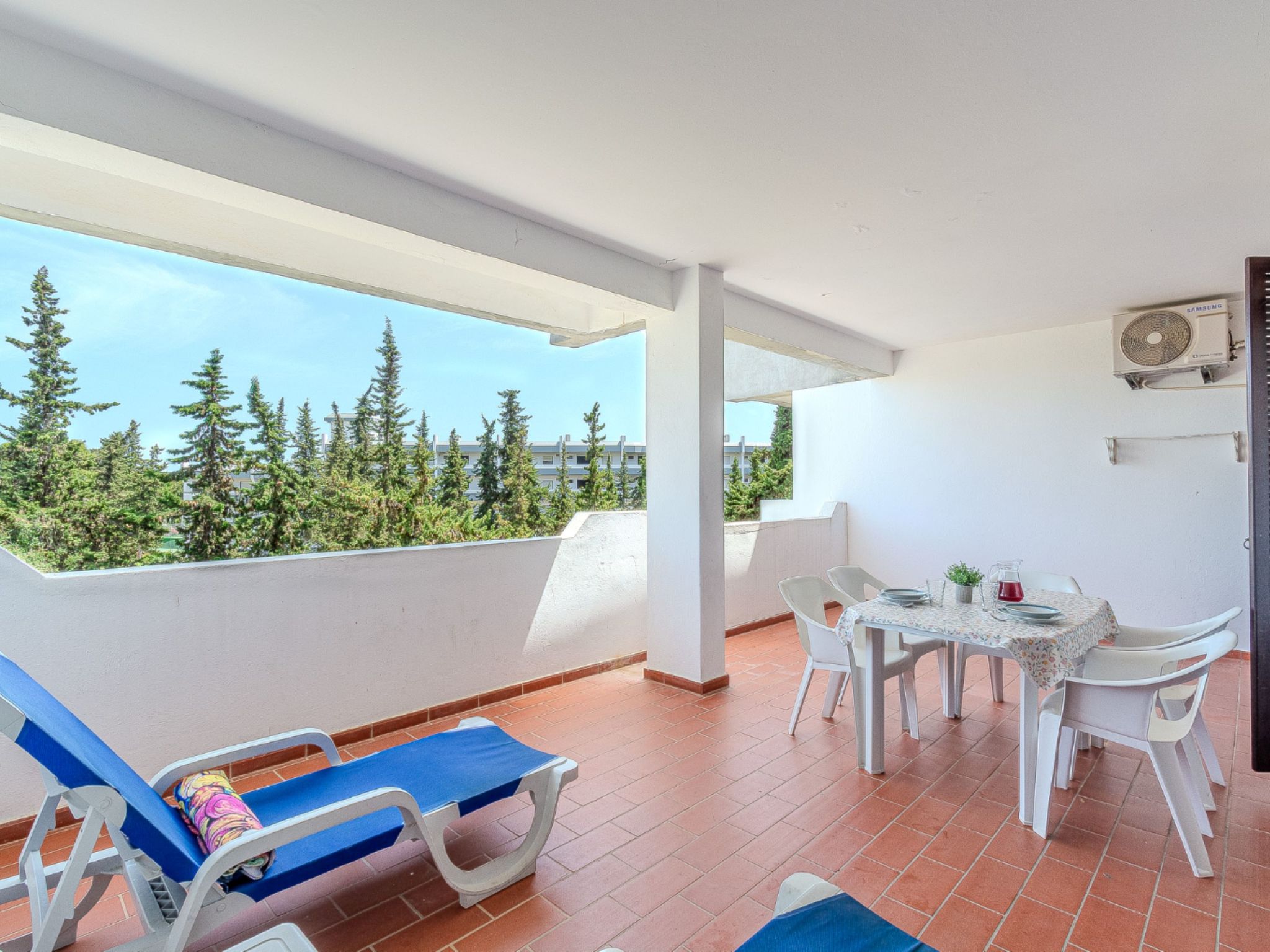 Lima - Sunny Way-Drinnen