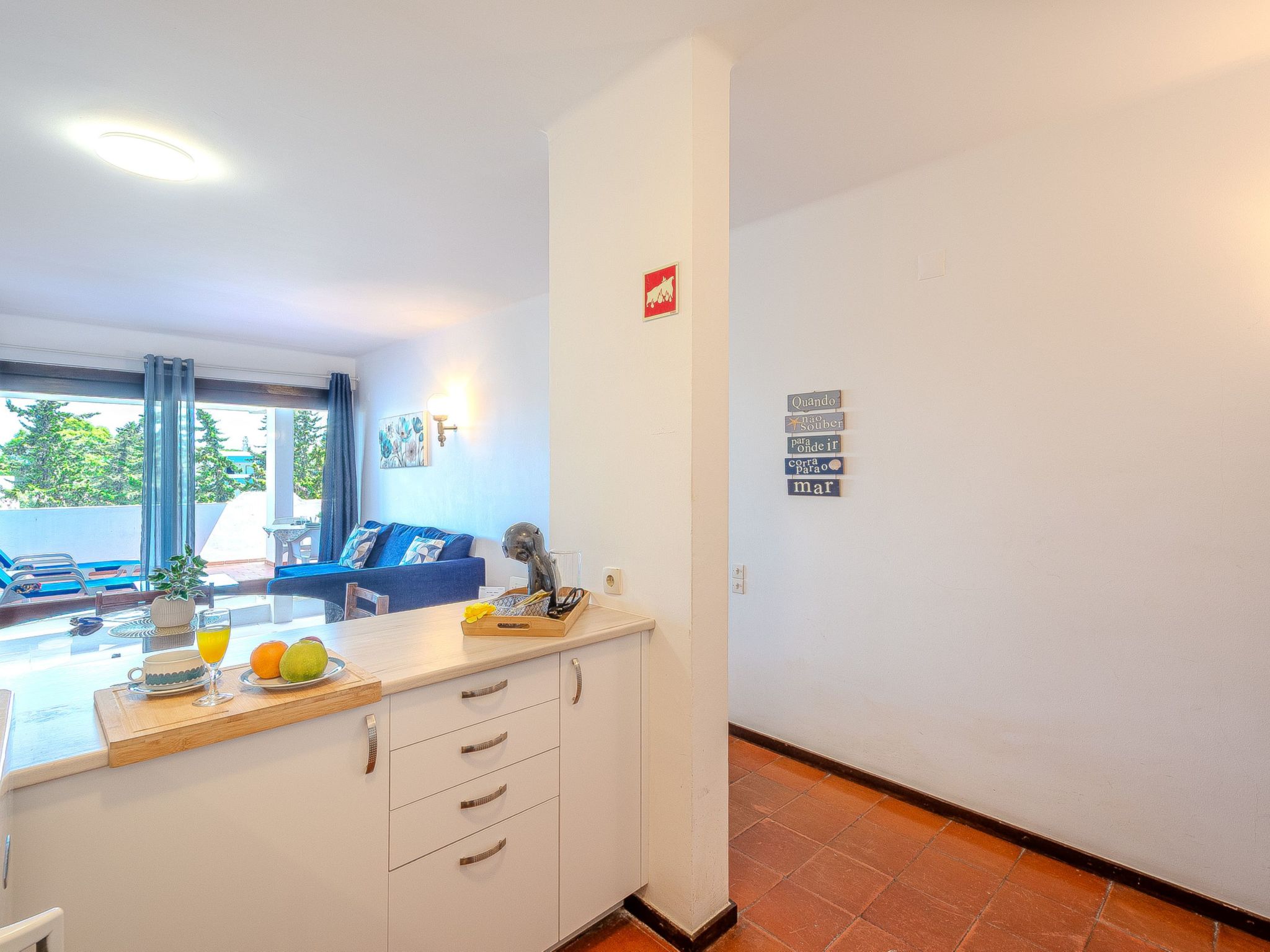 Lima - Sunny Way-Drinnen