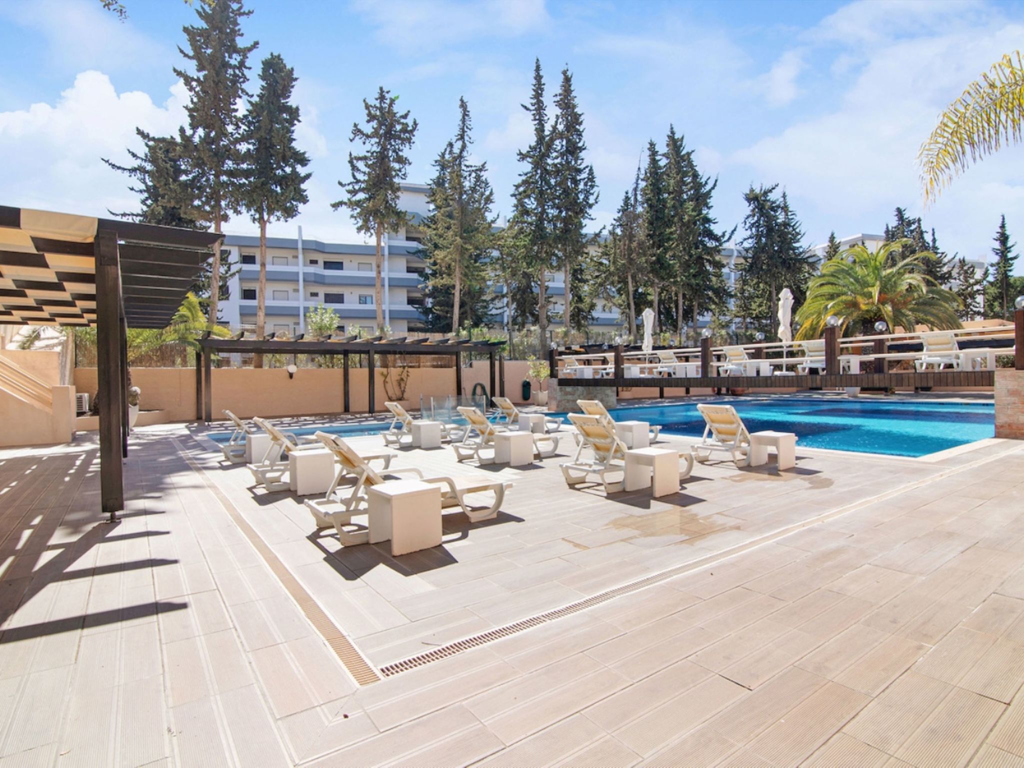 Lima - Sunny Way-Draußen