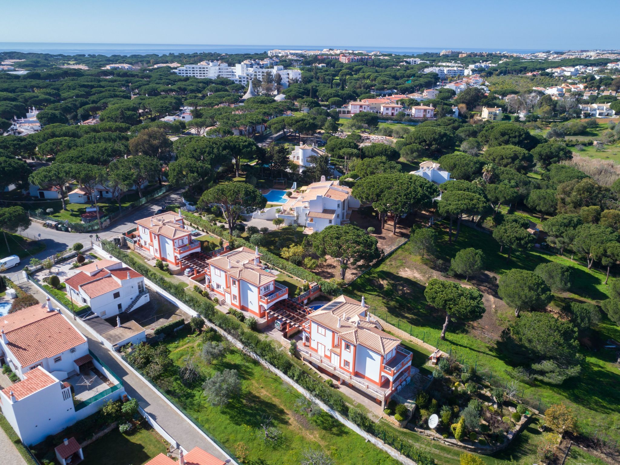 8 Schlafzimmer Villa, Pool, BBq, Strand-Image-tags.info