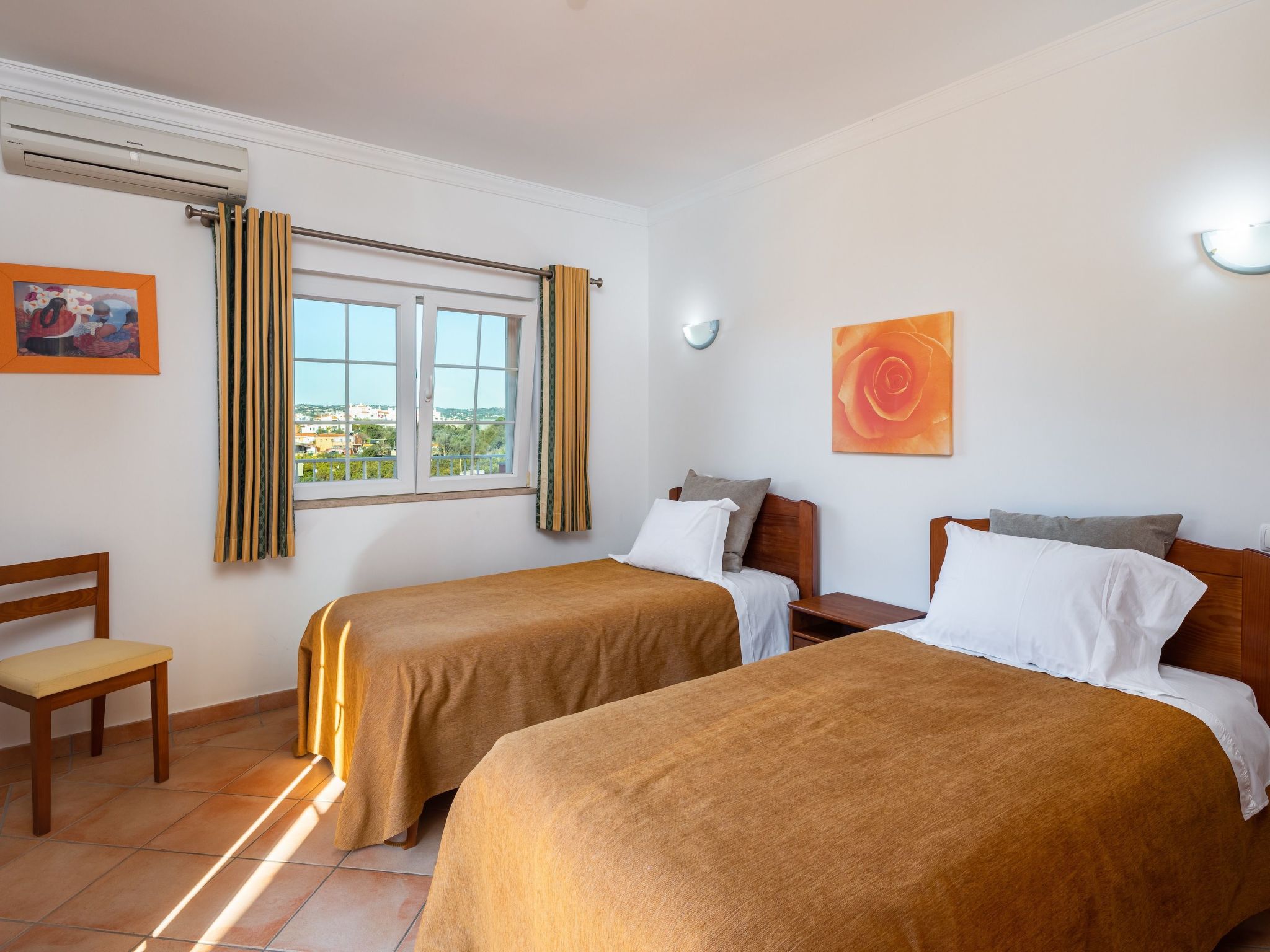 8 Schlafzimmer Villa, Pool, BBq, Strand-Image-tags.info