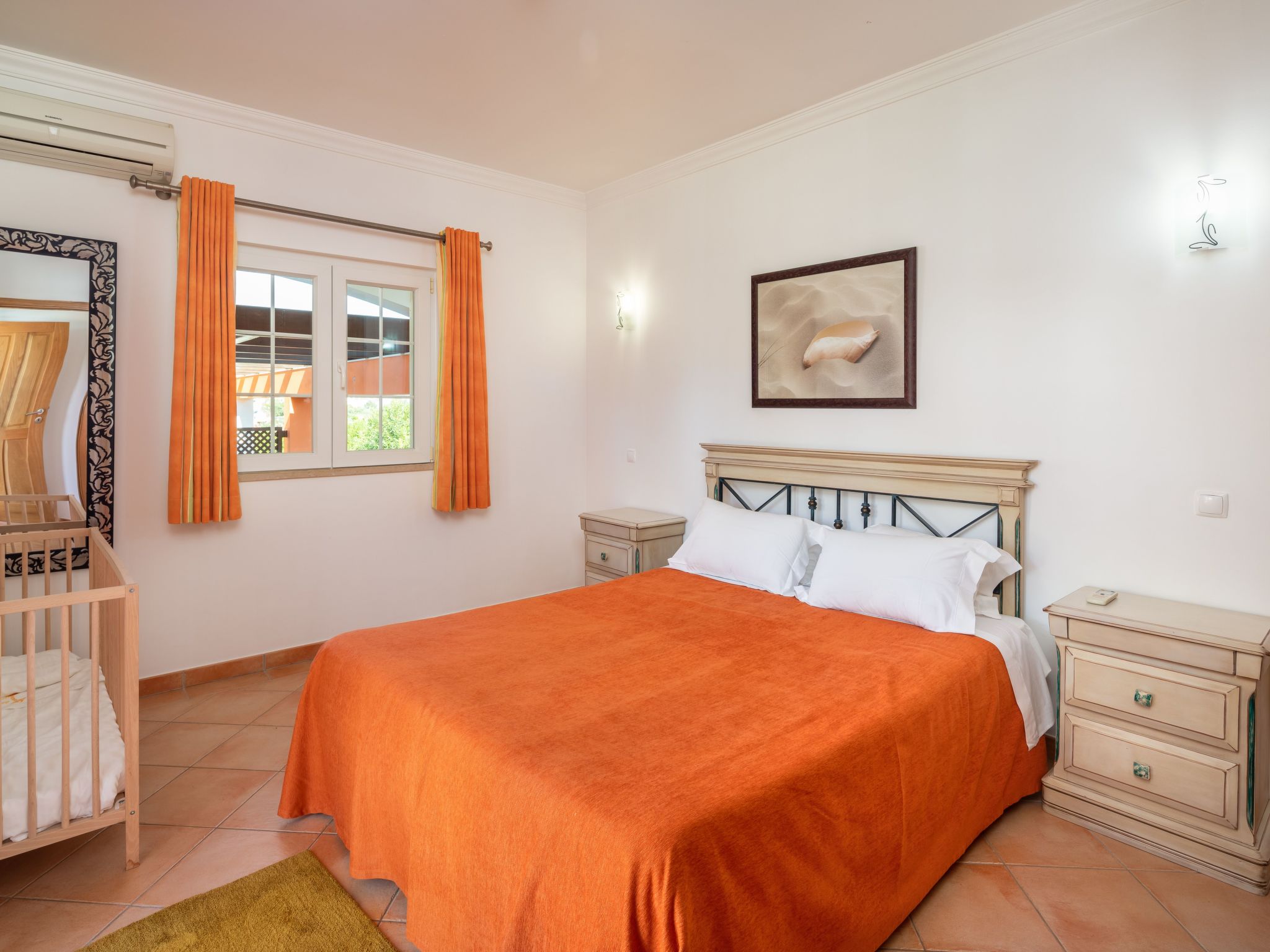 4-Schlafzimmer-Villa, Garten, Pool, Strand-Image-tags.info