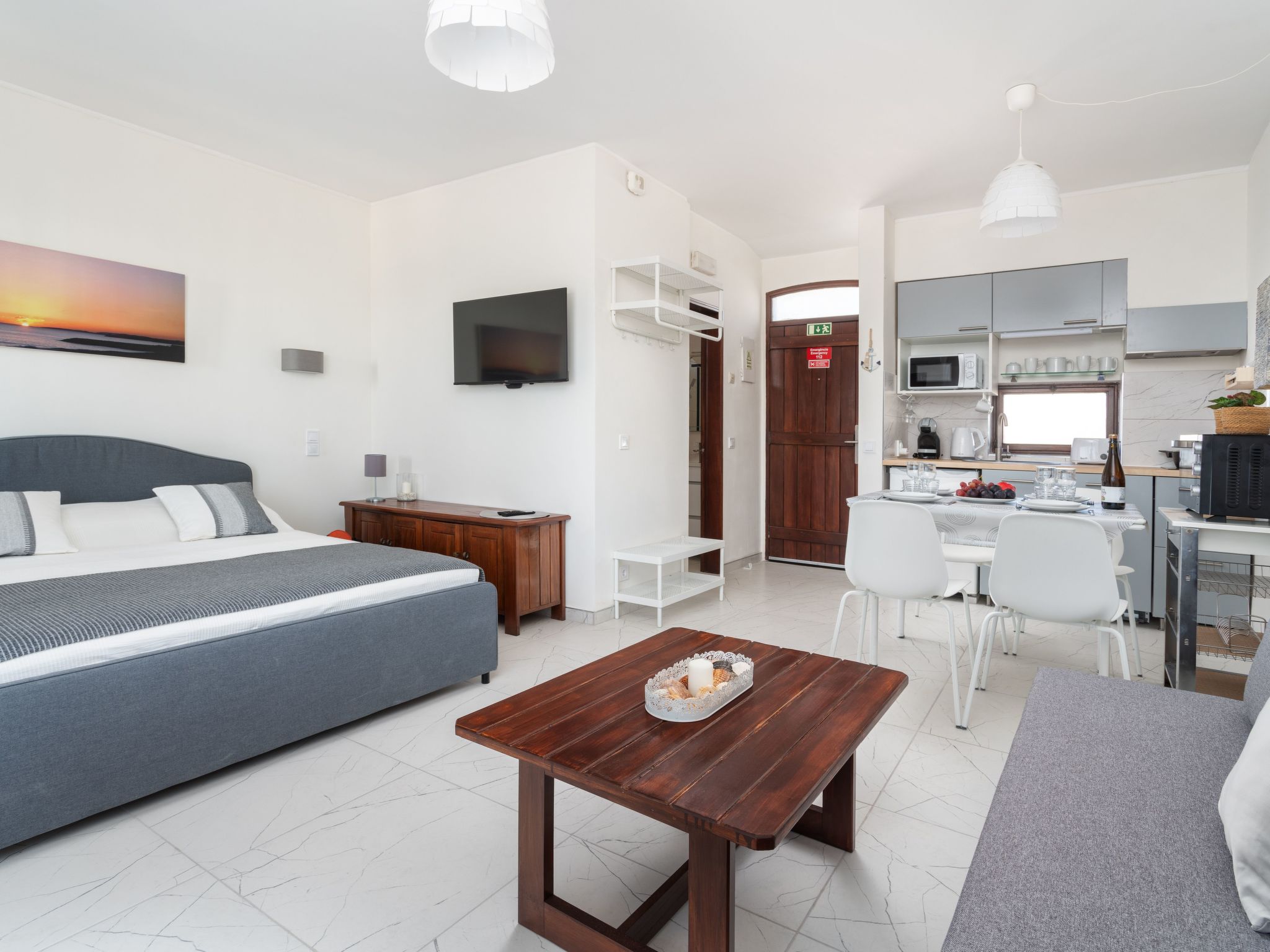 Studio-Apartment "Jardim" mit Gemeinschaftspool-Dedans