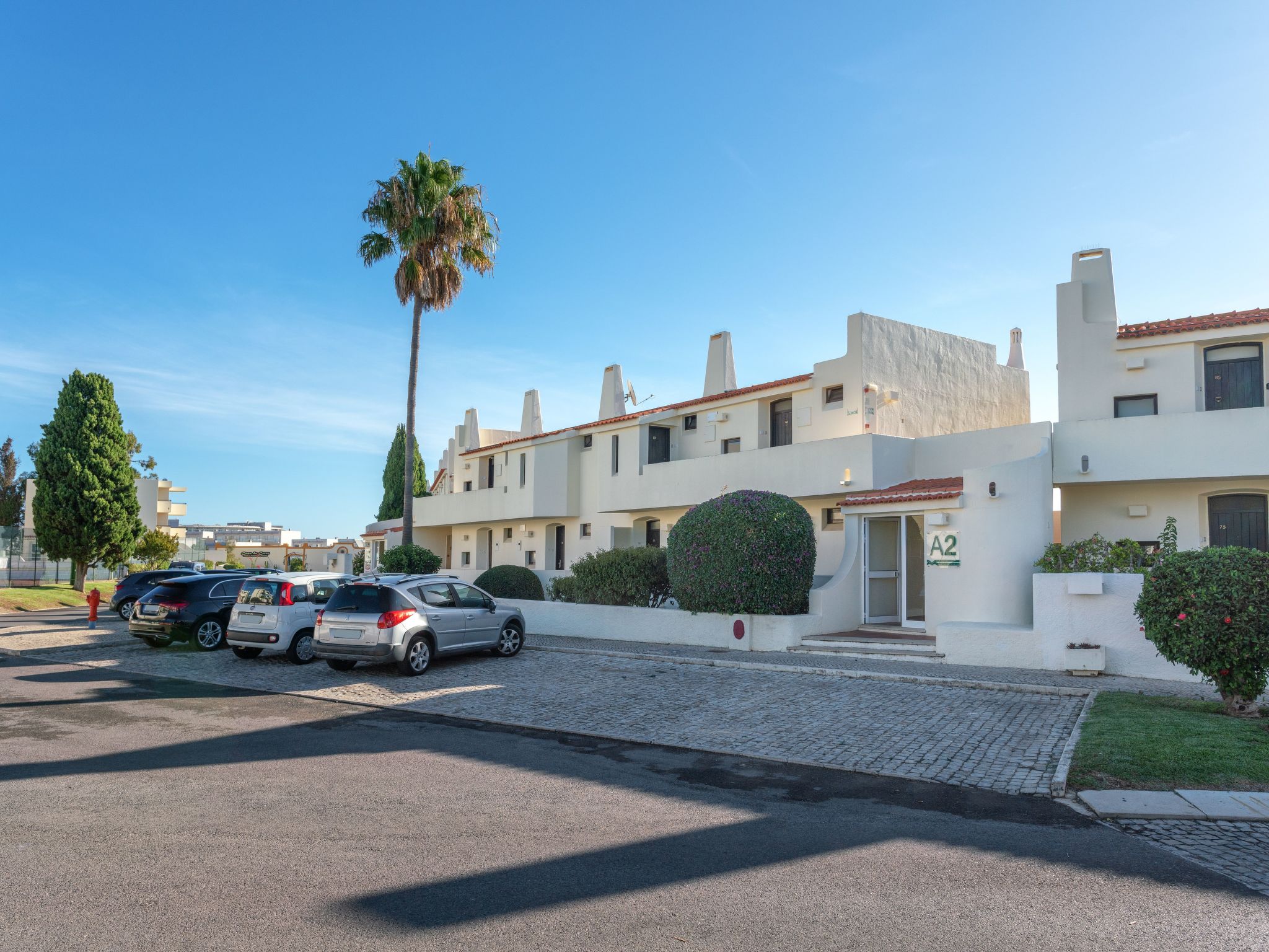 Studio-Apartment "Jardim" mit Gemeinschaftspool-Dehors