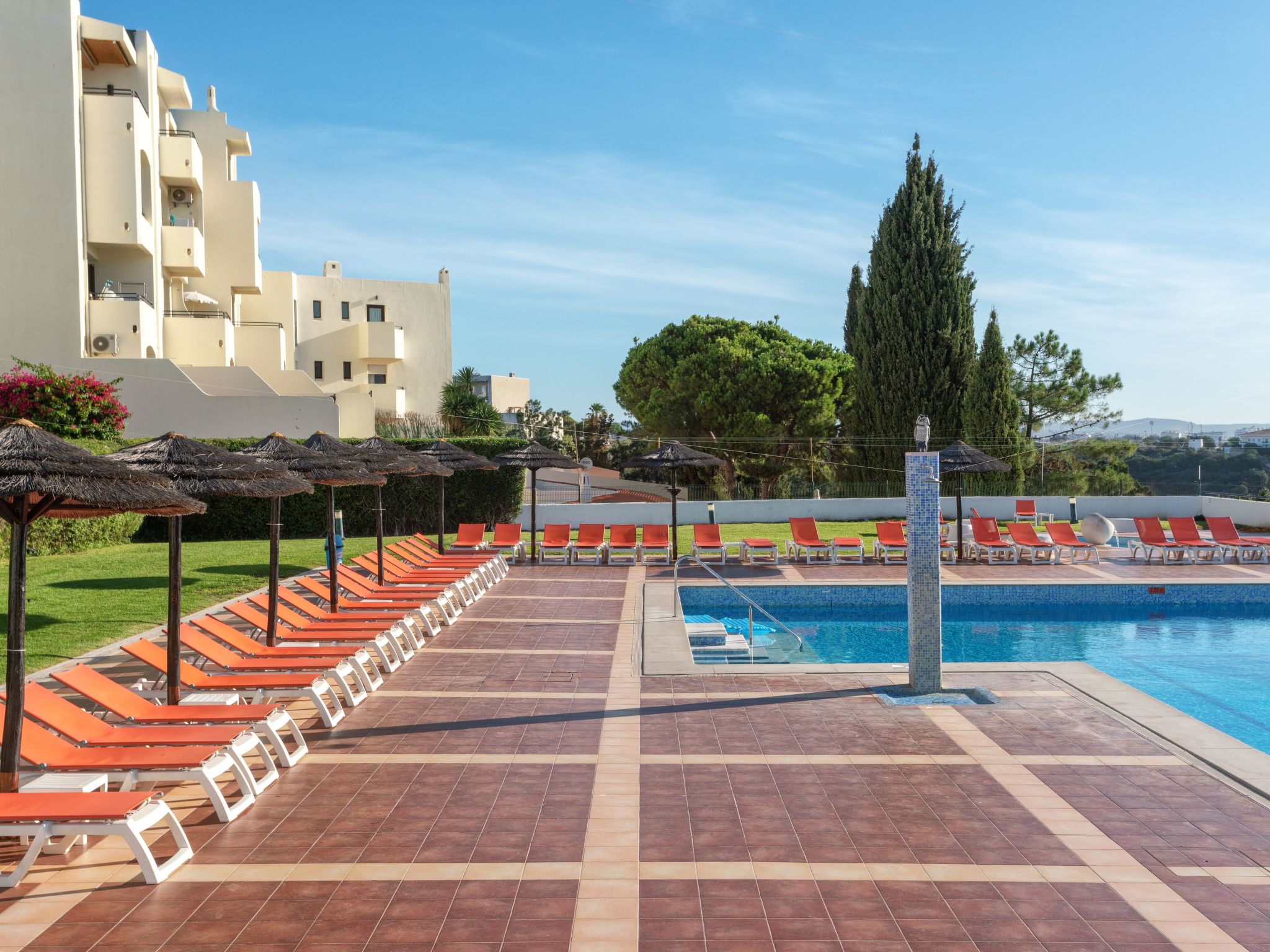 Photo of Studio-Apartment "Jardim" mit Gemeinschaftspool