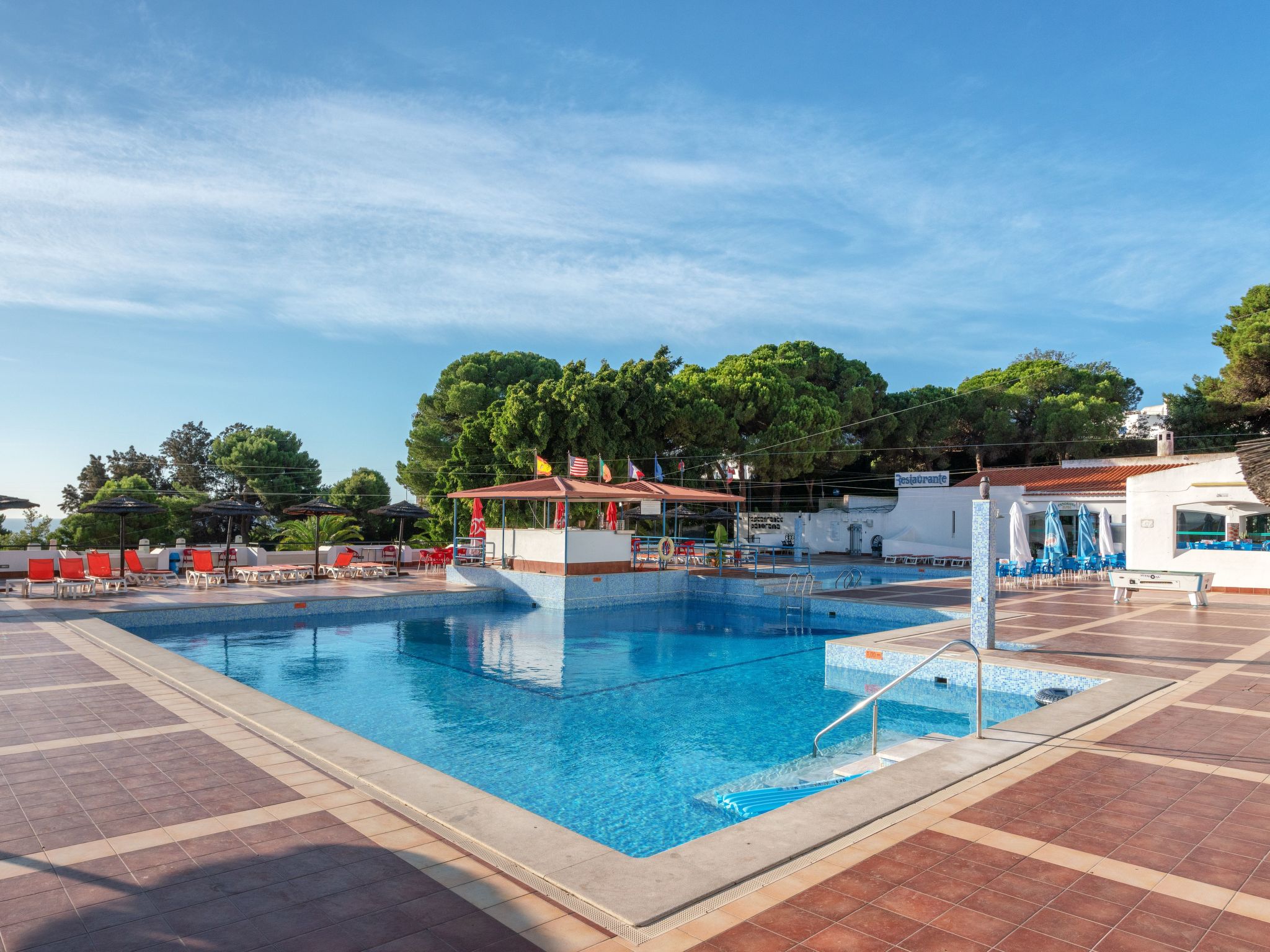 Photo of Studio-Apartment "Jardim" mit Gemeinschaftspool