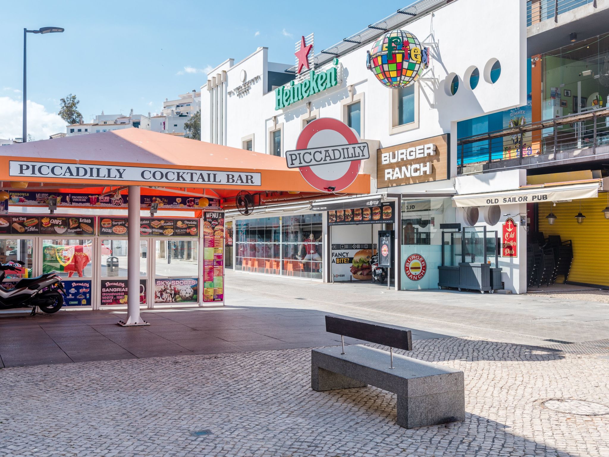 Photo of Studio-Apartment "Jardim" mit Gemeinschaftspool