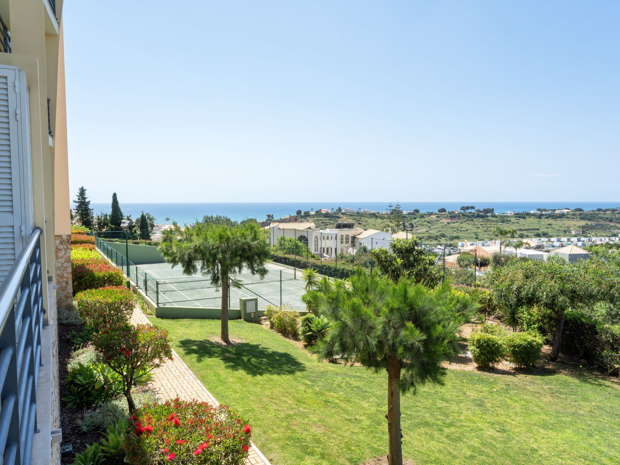 BnB Homes komfortable Wohnung mit 2 Pools-Dehors