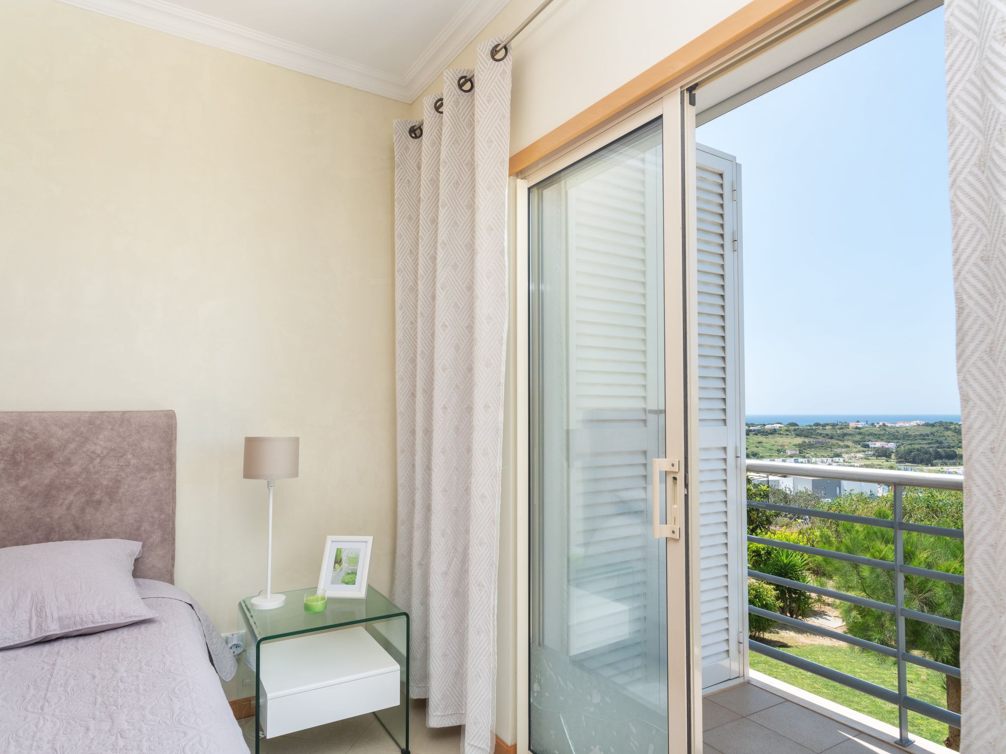 BnB Homes komfortable Wohnung mit 2 Pools-Dedans