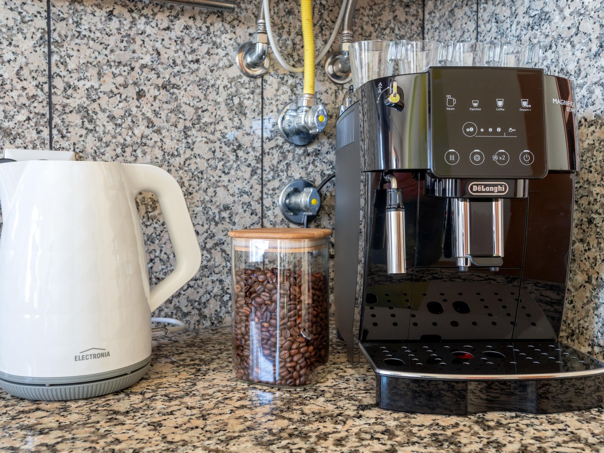 BnB Homes komfortable Wohnung mit 2 Pools-Image-tags.info