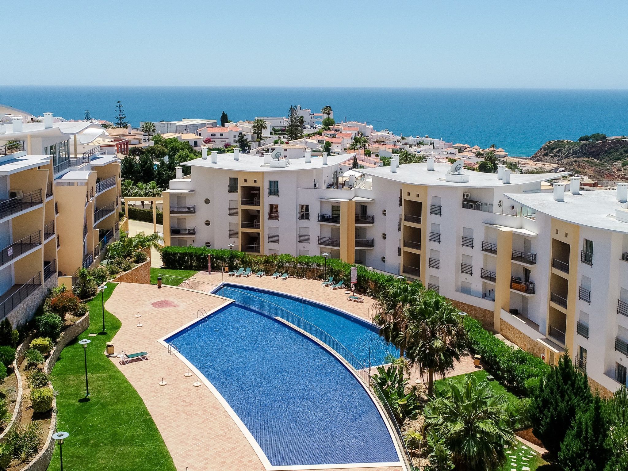 BnB Homes komfortable Wohnung mit 2 Pools-Image-tags.info