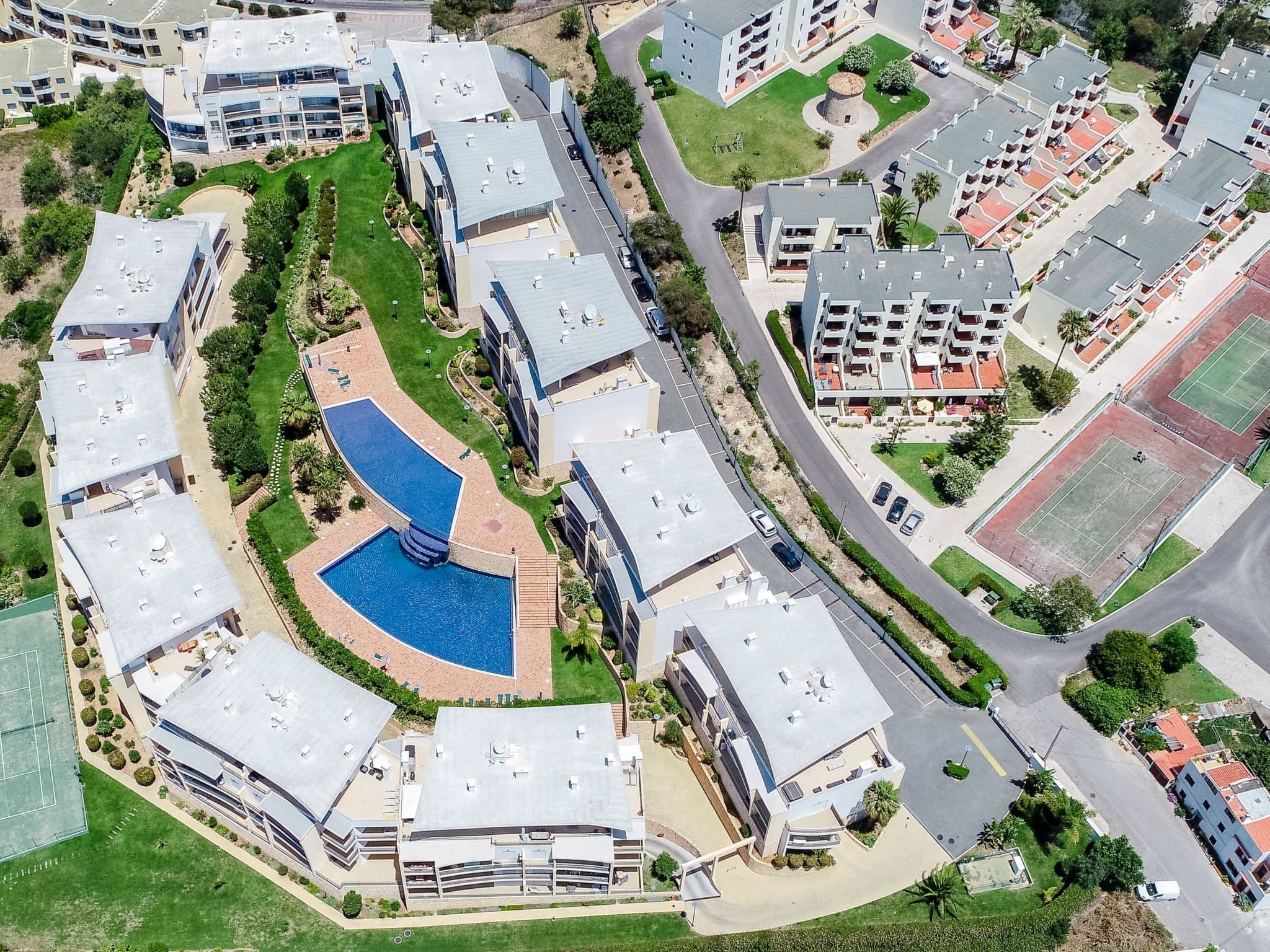 BnB Homes komfortable Wohnung mit 2 Pools-Image-tags.info