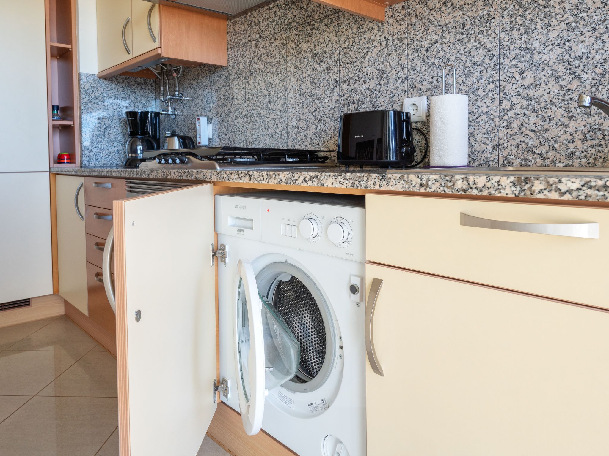 BnB Homes Wohnung mit Terrasse und Schwimmbad-Image-tags.info