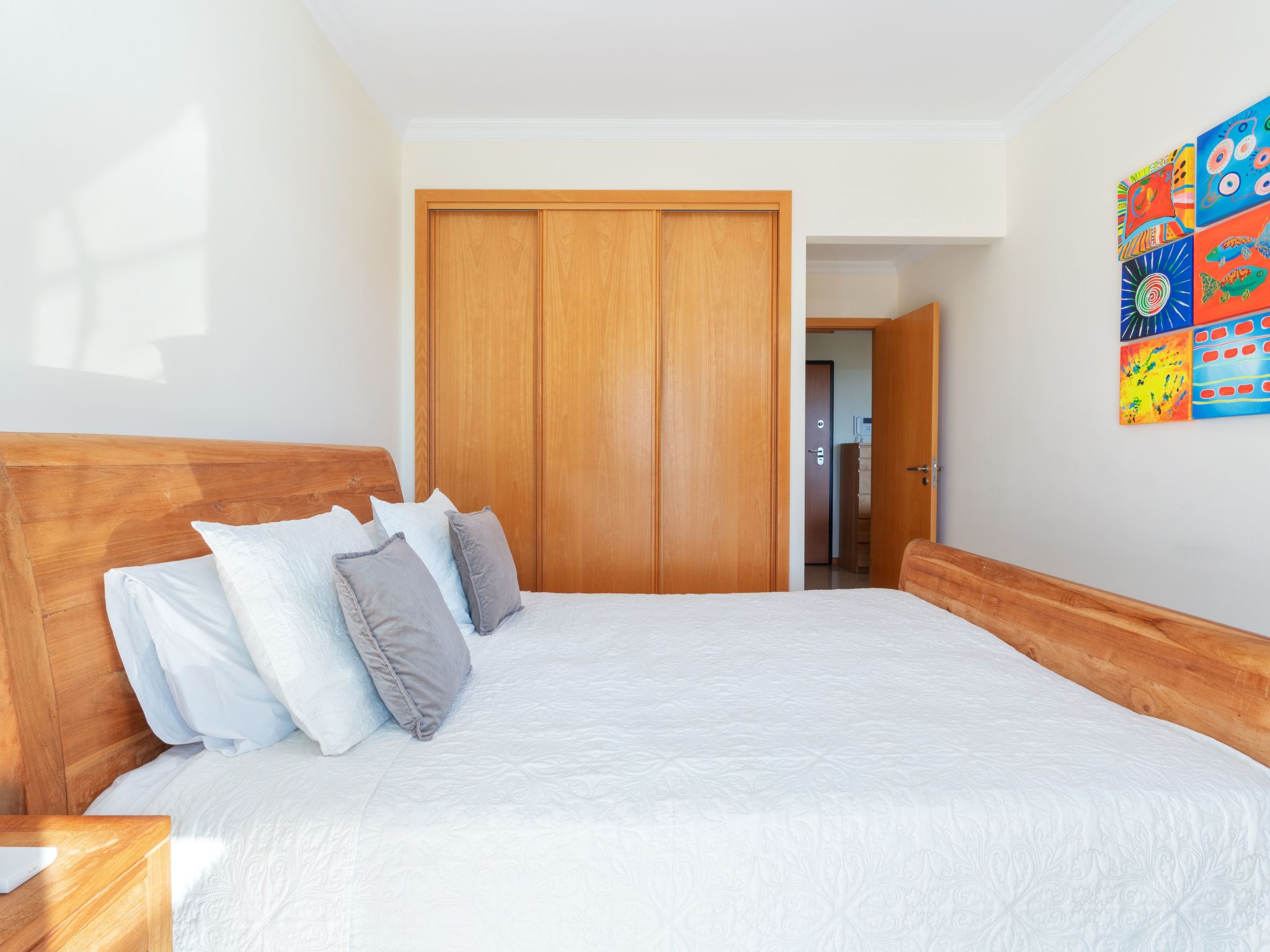 BnB Homes Wohnung mit Terrasse und Schwimmbad-Image-tags.info