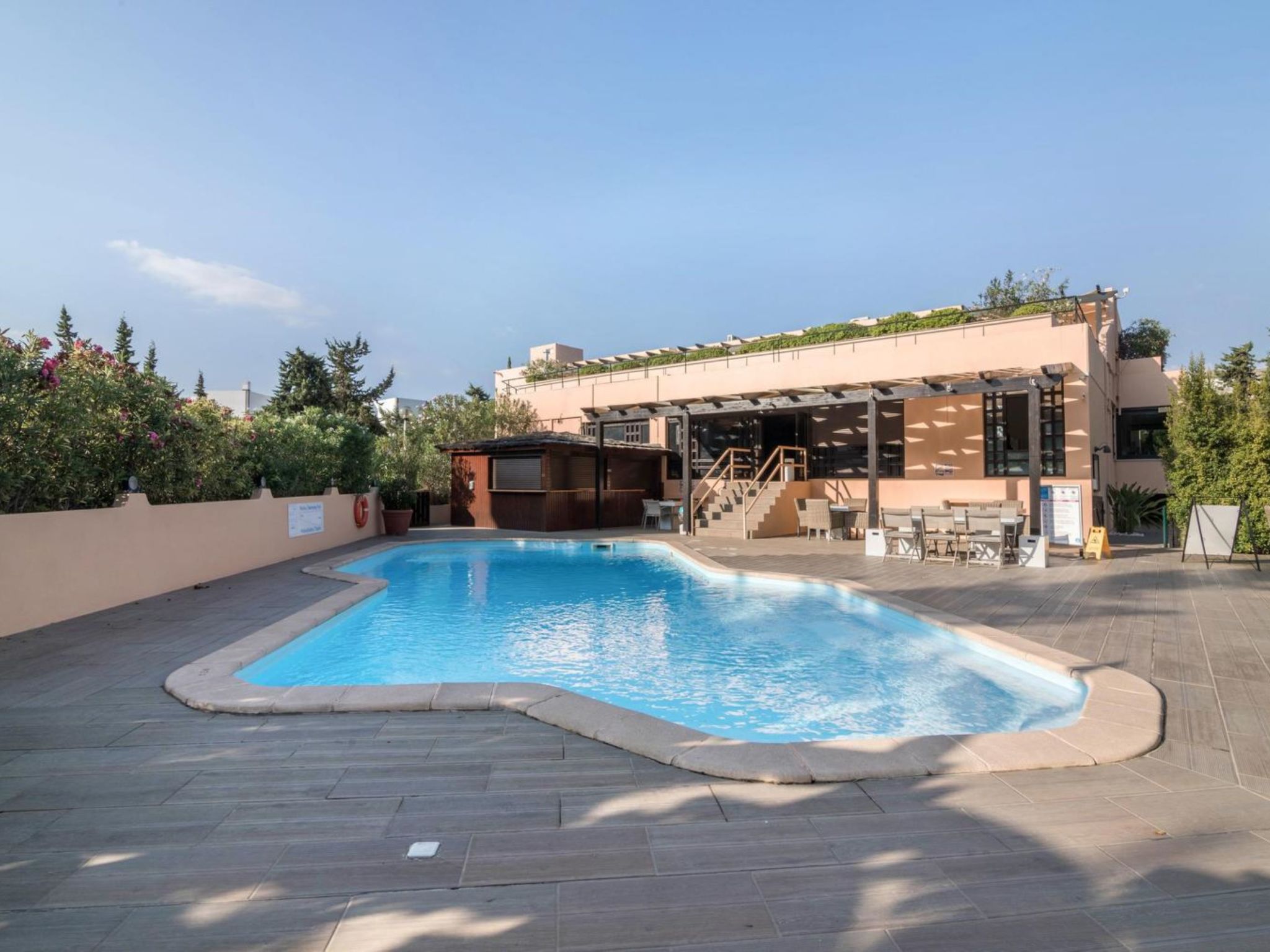 Malick - Sunny Way-Draußen