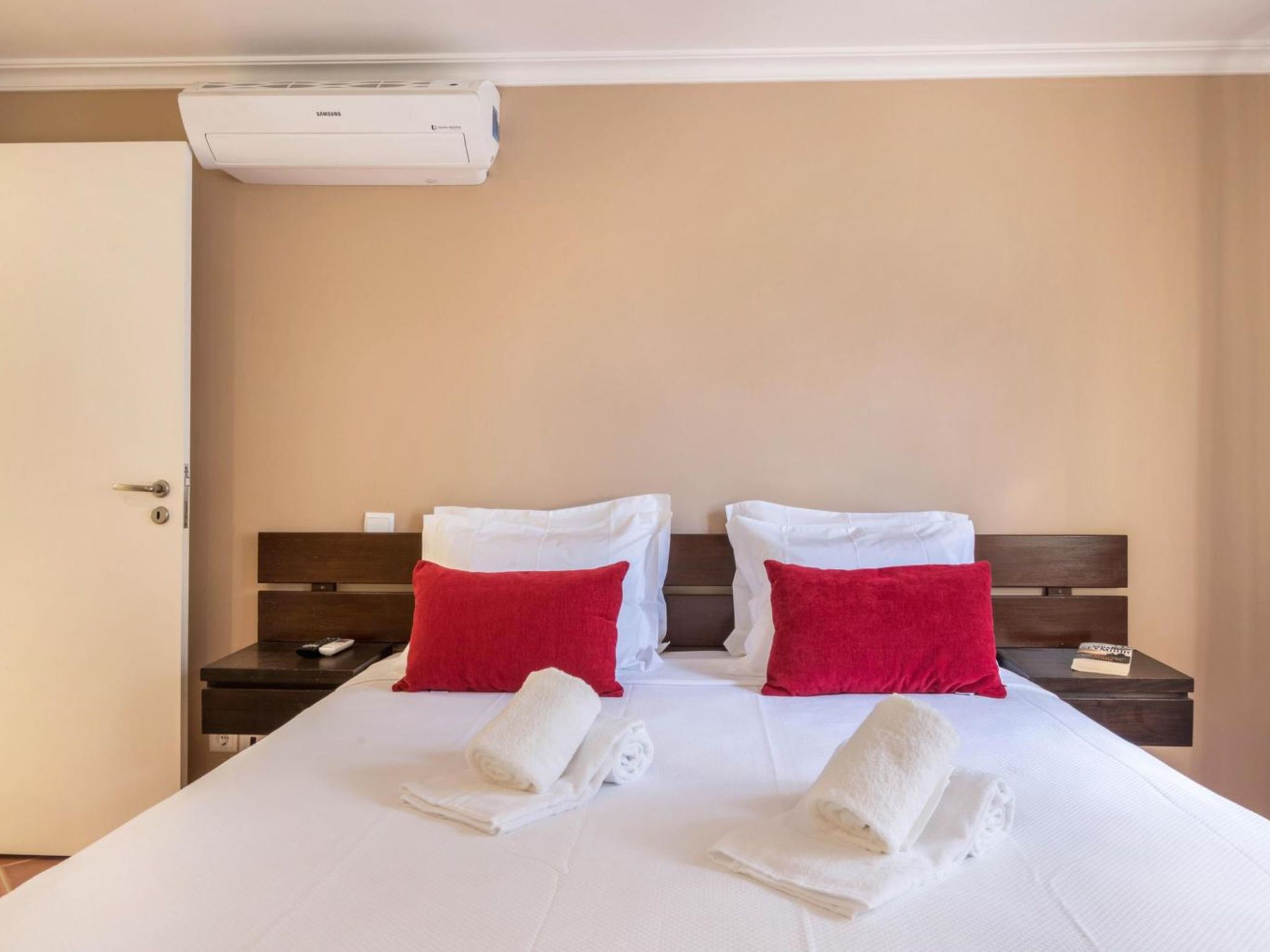 Malick - Sunny Way-Drinnen