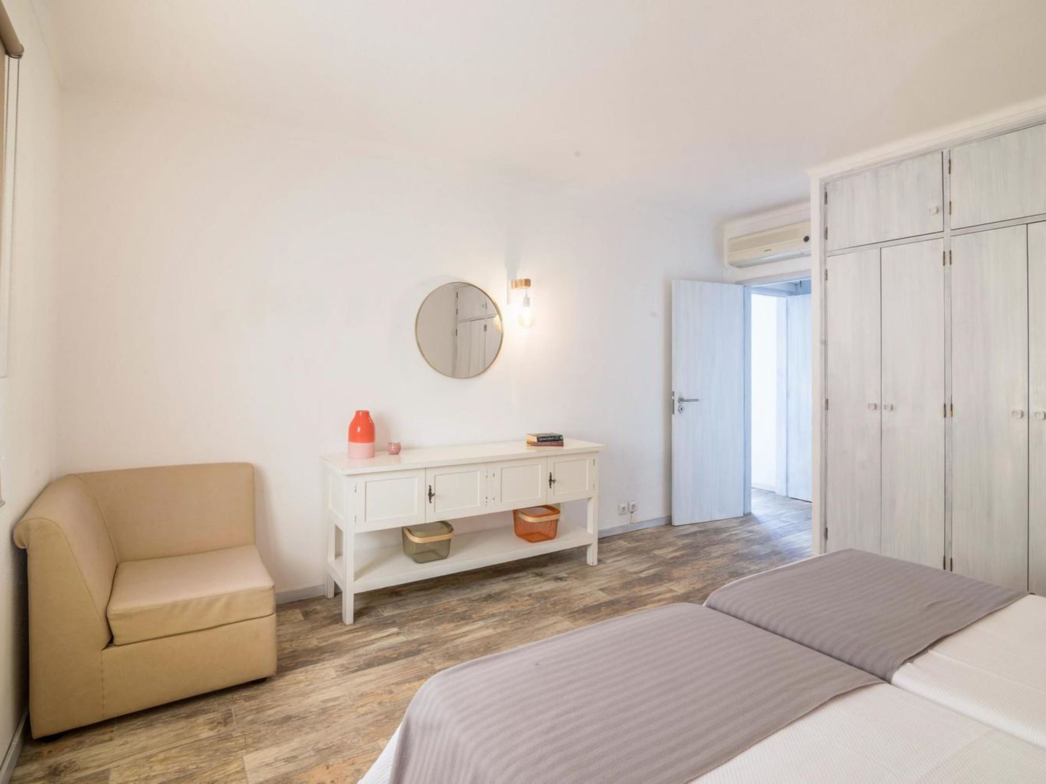 Patrick - Sunny Way-Drinnen