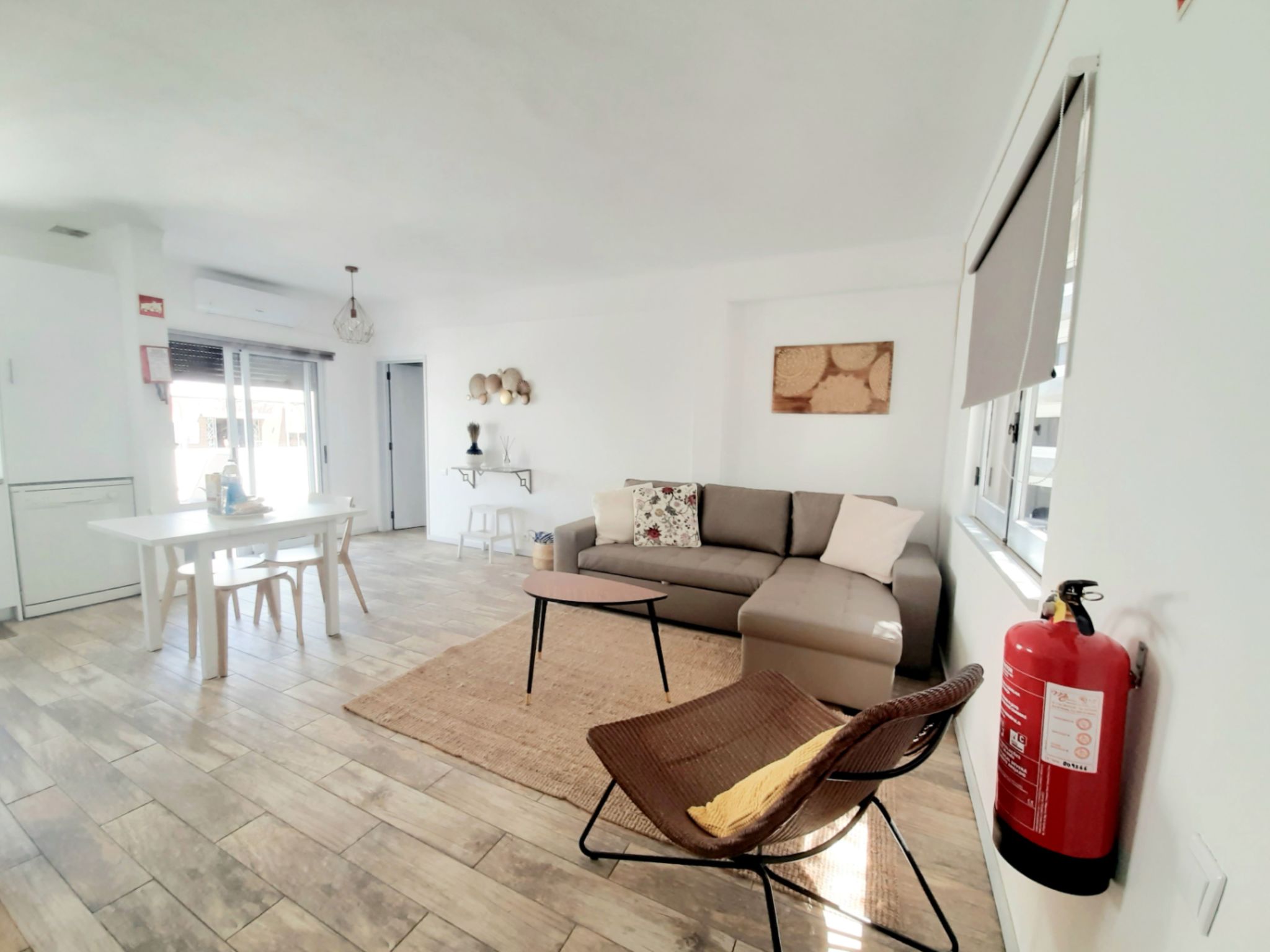 Patrick - Sunny Way-Drinnen