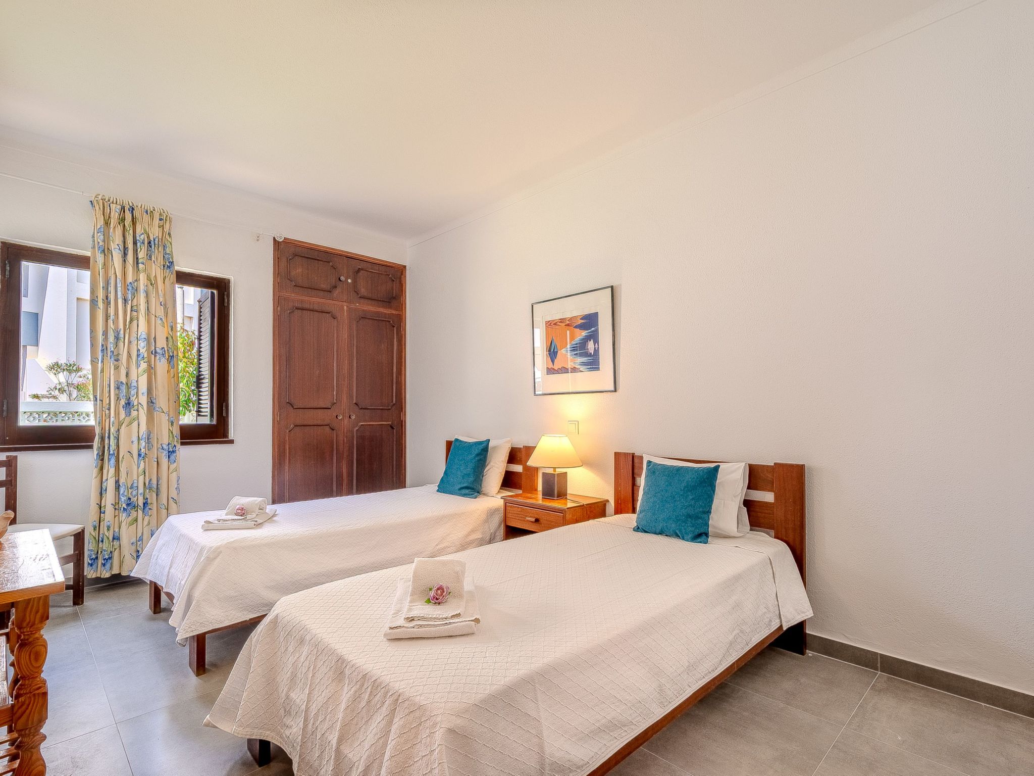 Amélia - Sunny Way-Dedans