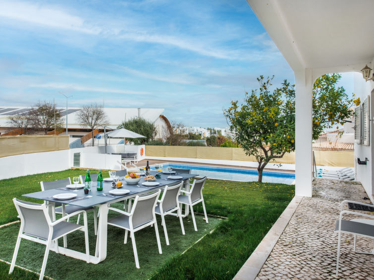 Albufeira accommodation city breaks for rent in Albufeira apartments to rent in Albufeira holiday homes to rent in Albufeira