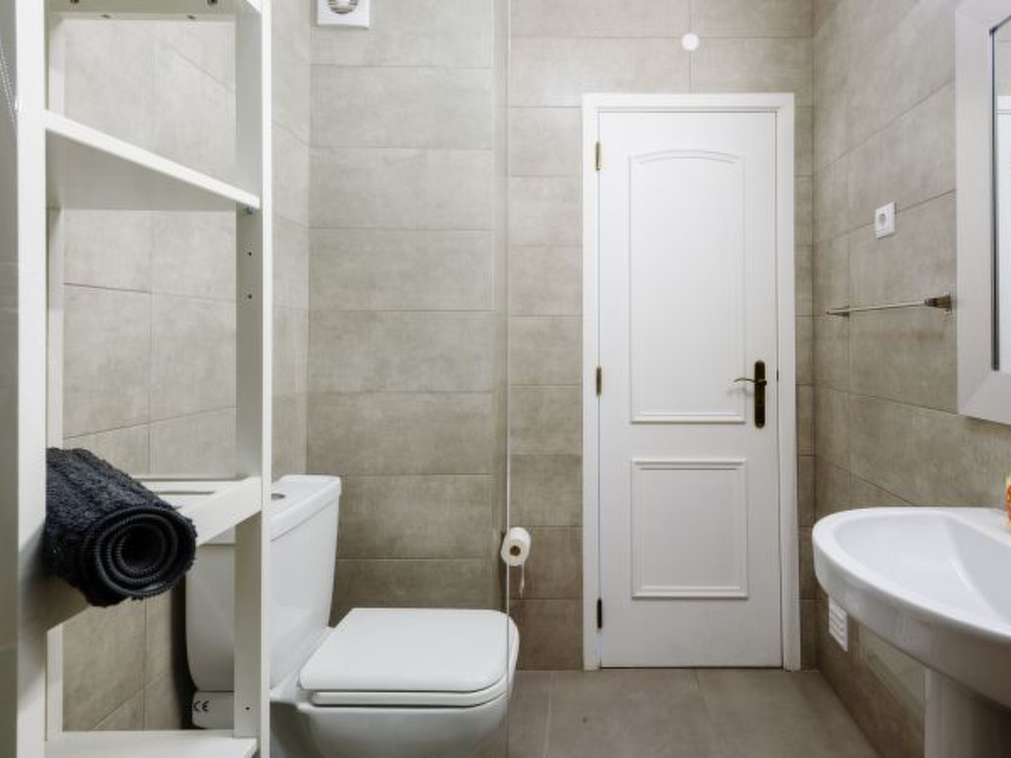 Photo of Amazing Apartment in Albufeira