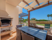 Stijlvolle golfvilla nabij Albufeira met gedeeld zwembad en zeezicht - thumbnail 2