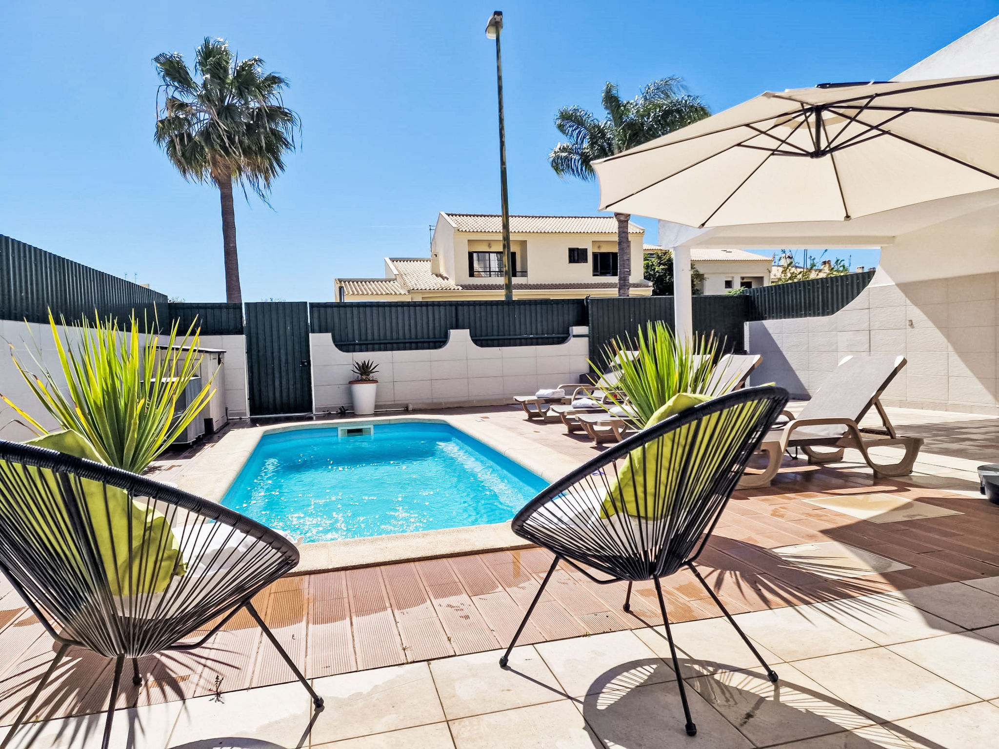 Photo of V2 Caliços