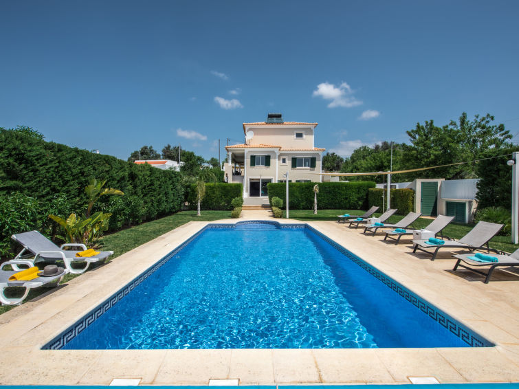 Carmen Villa in Albufeira