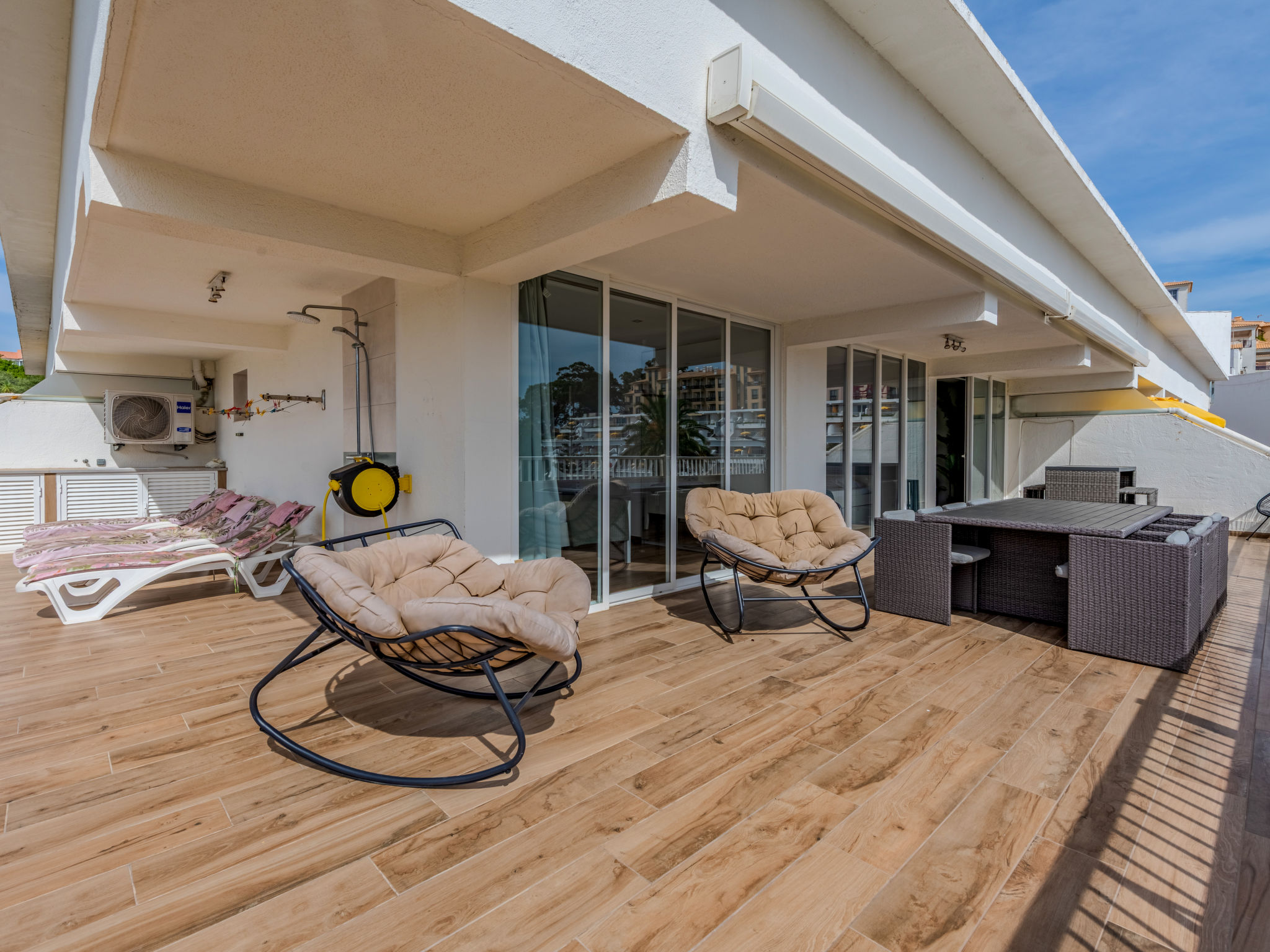 Viva One - Vip Properties — Terrace (5 of 36)