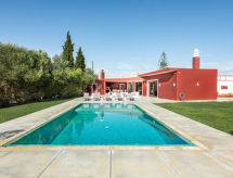 Luxe vrijstaande villa aan de golfbaan met privézwembad voor 14 personen - thumbnail 1