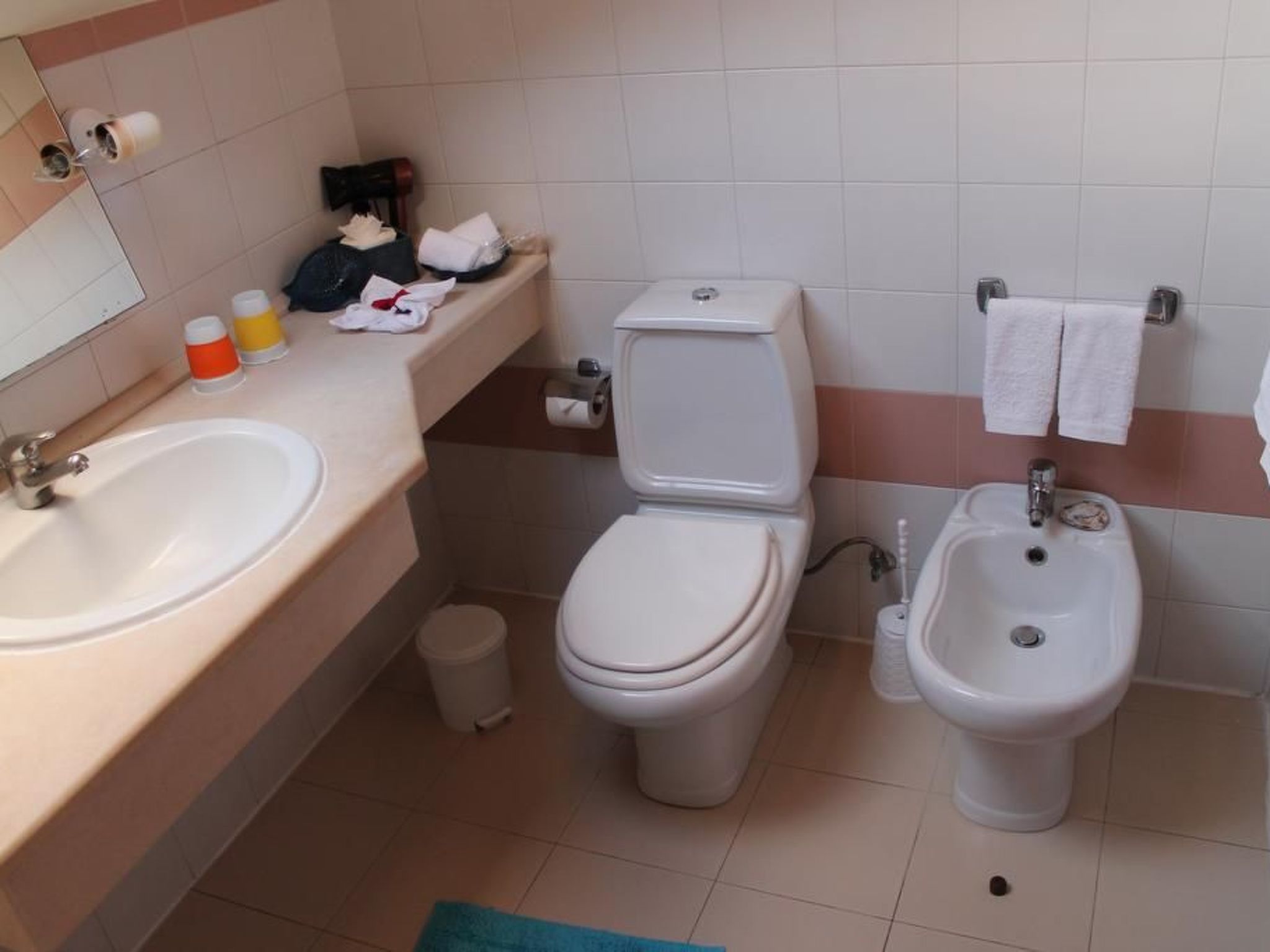 Mit Terrasse-Drinnen