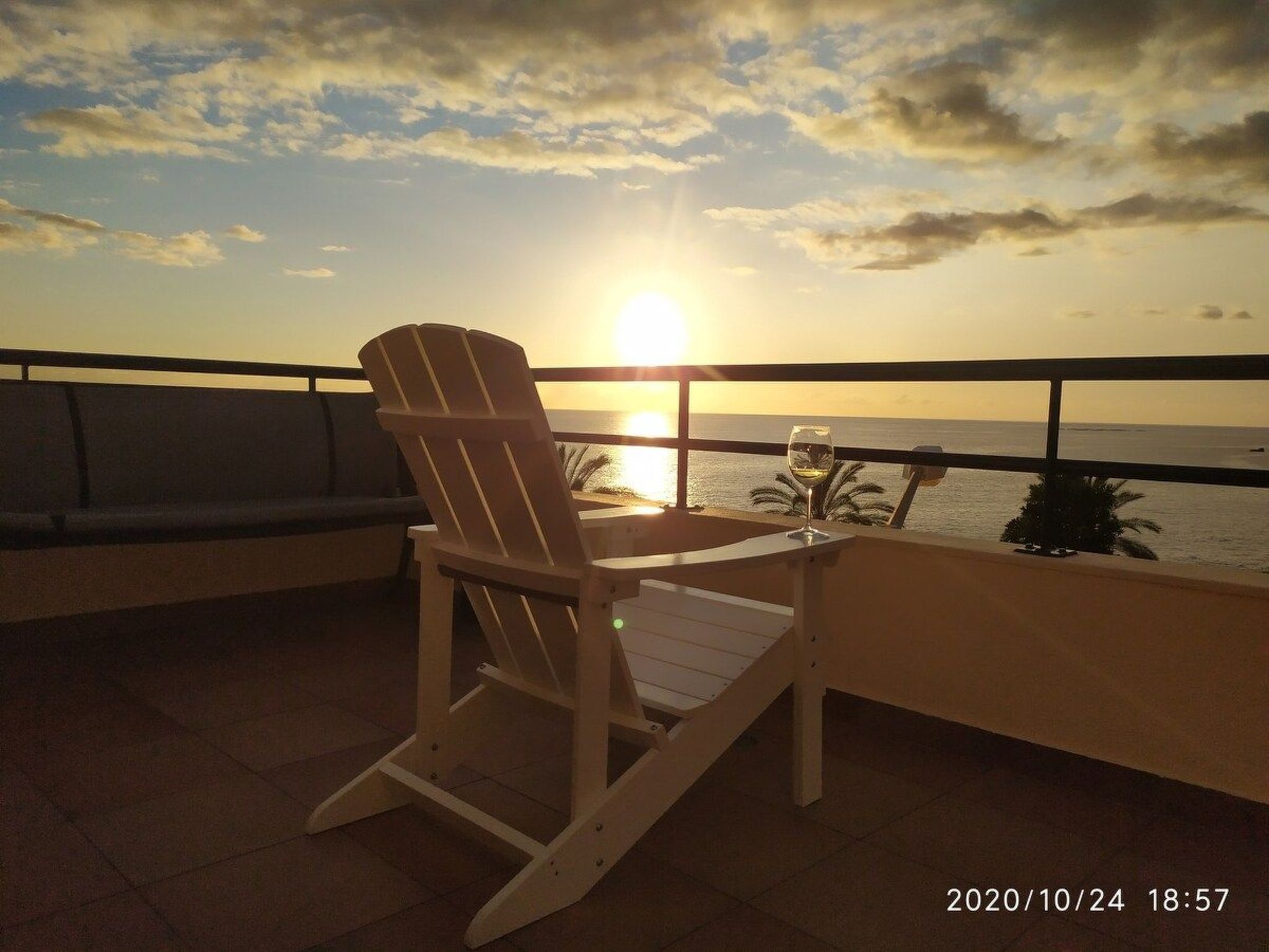 Mit Terrasse-Drinnen