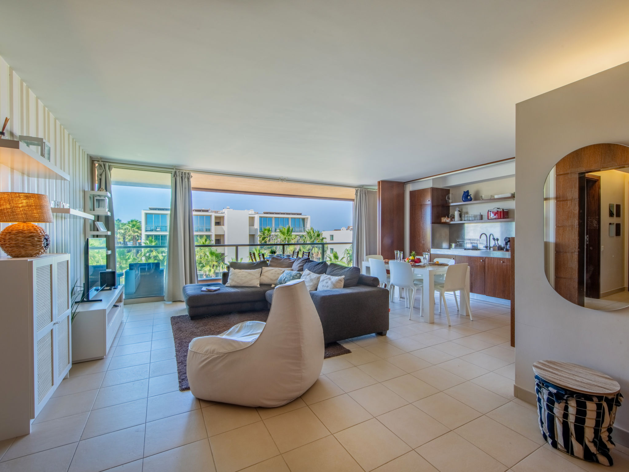 Algarve Sun-Sea Retreat-Binnen
