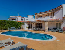 Vrijstaande villa aan de Algarve kust met privézwembad nabij Praia do Castelo - thumbnail 1